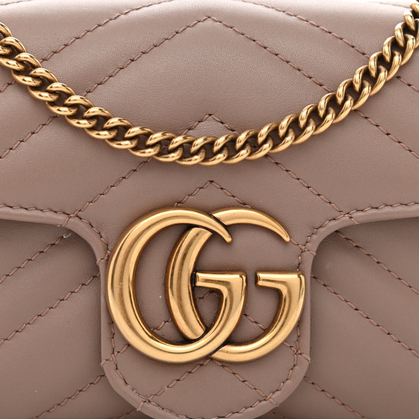 Calfskin Matelasse Super Mini GG Marmont Shoulder Bag Porcelain Rose
