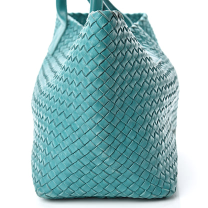 Bottega Veneta Nappa Intrecciato Medium Cabat Lagoon 28 of 28