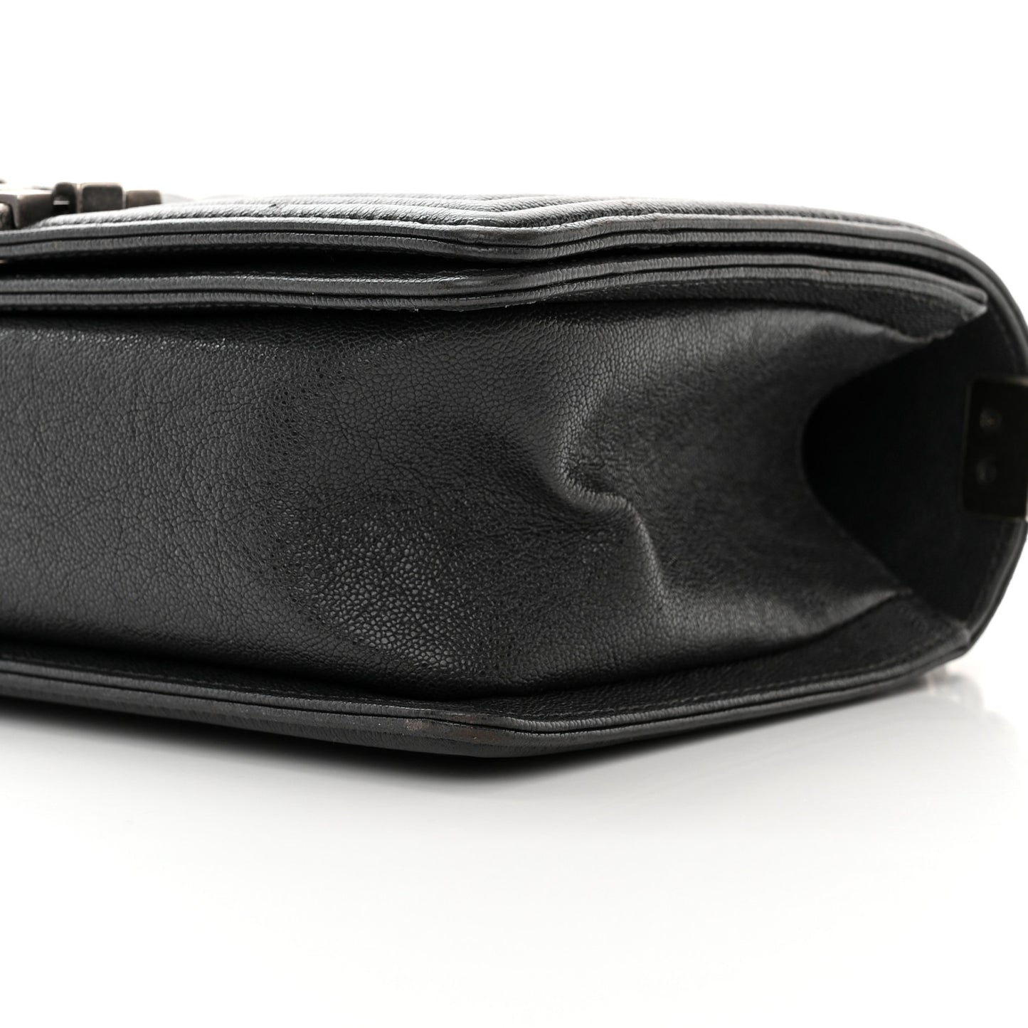 Caviar Quilted Medium Boy Flap Charcoal