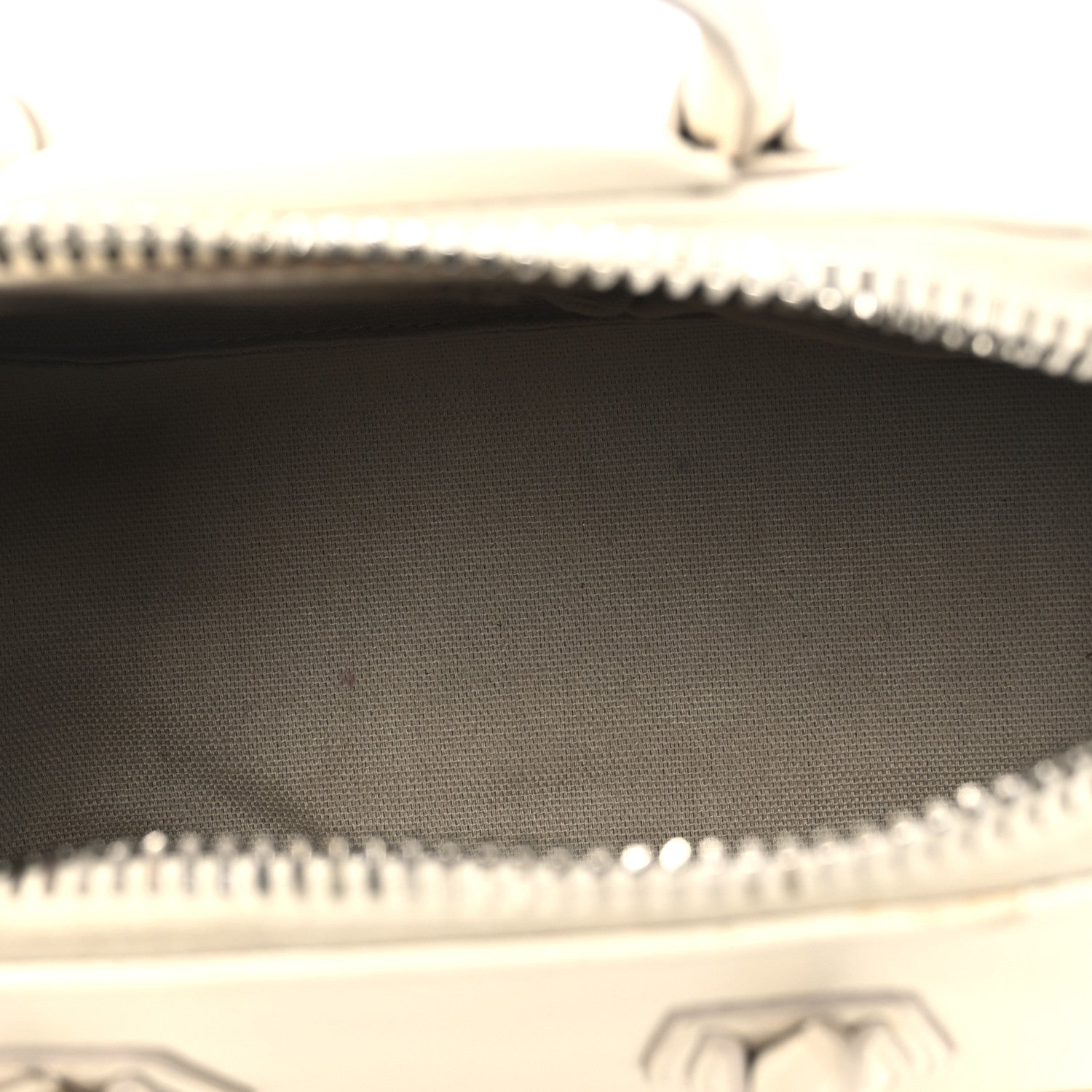 Givenchy Sugar Goatskin Mini Antigona Off White 5 of 17