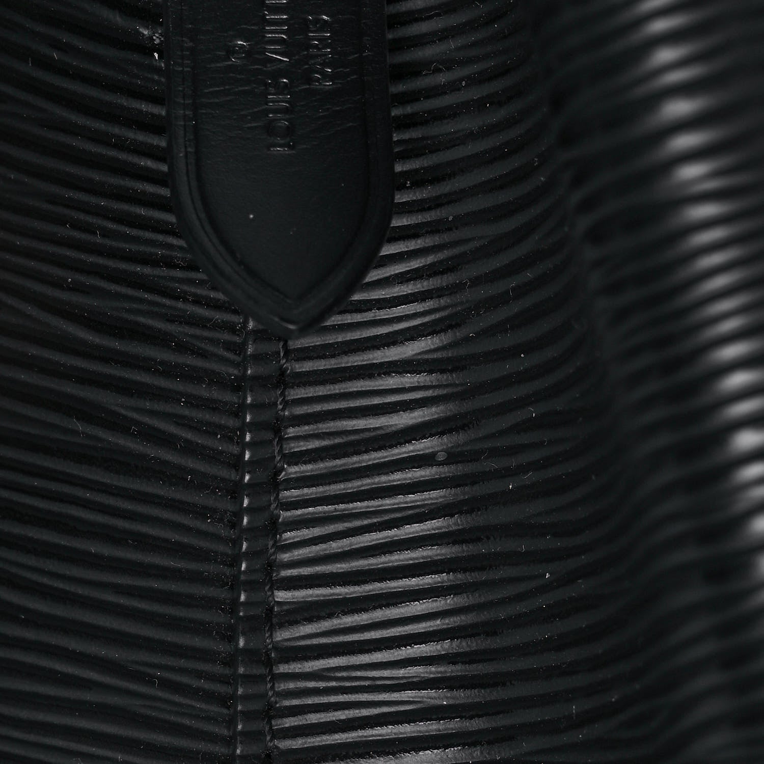 Louis Vuitton Epi Neonoe Black 17 of 19