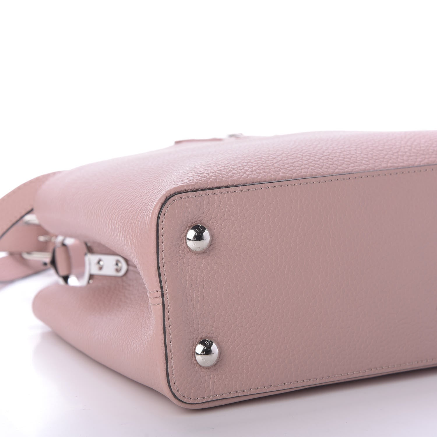 Louis Vuitton Taurillon Capucines PM Magnolia 6 of 8