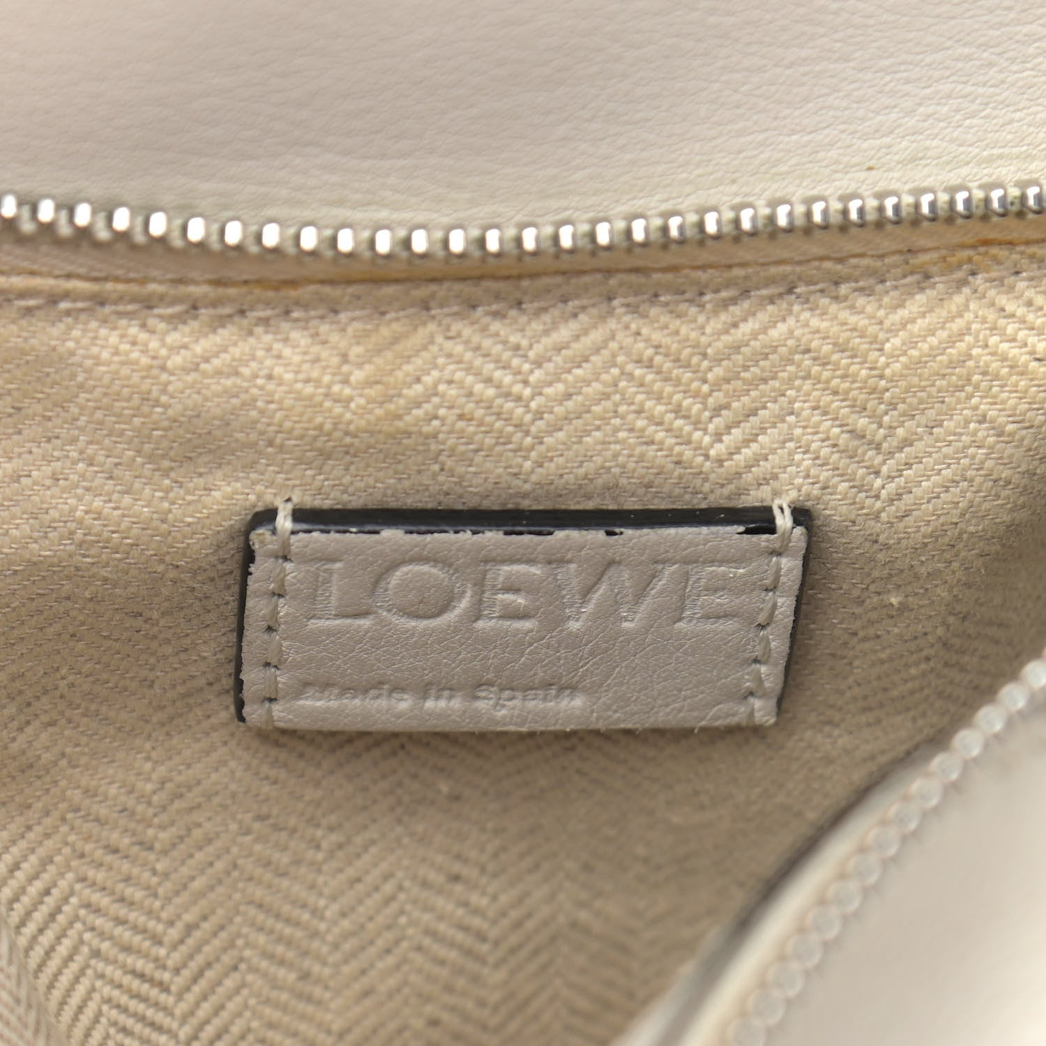 Loewe Calfskin Small Puzzle Bag White 6 of 20
