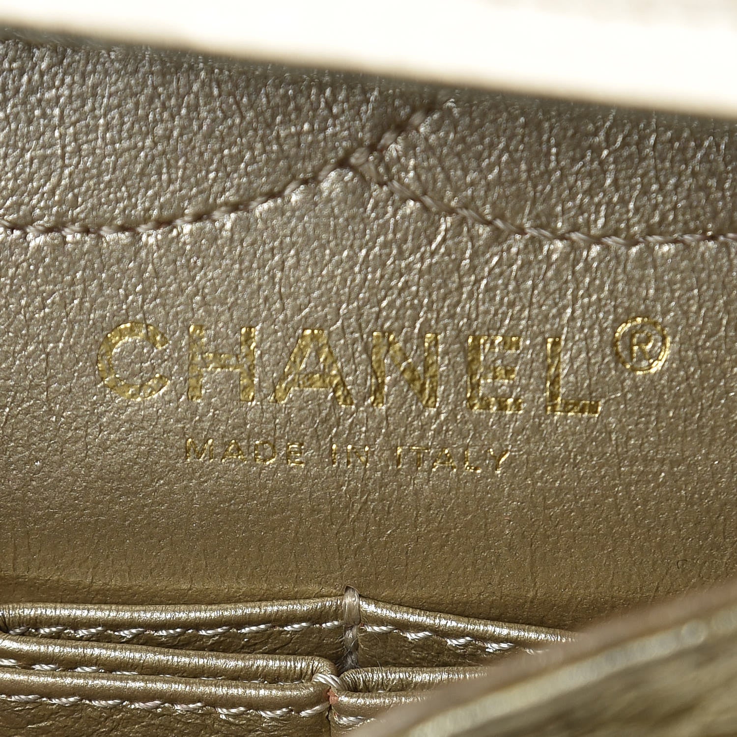 Chanel Metallic Aged Calfskin Quilted 2.55 Reissue 225 Flap Gold 9 of 14
