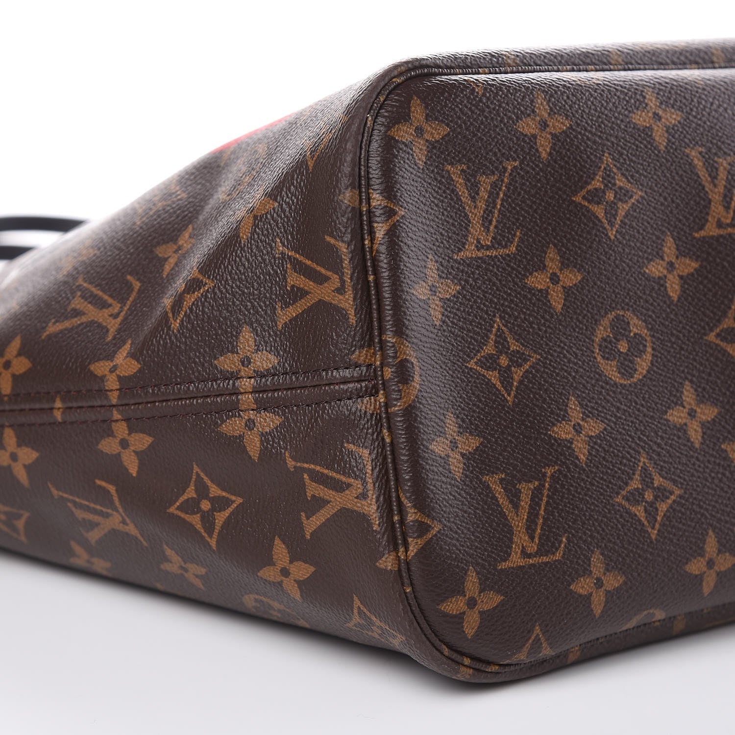 Louis Vuitton Monogram World Tour Neverfull MM 15 of 16