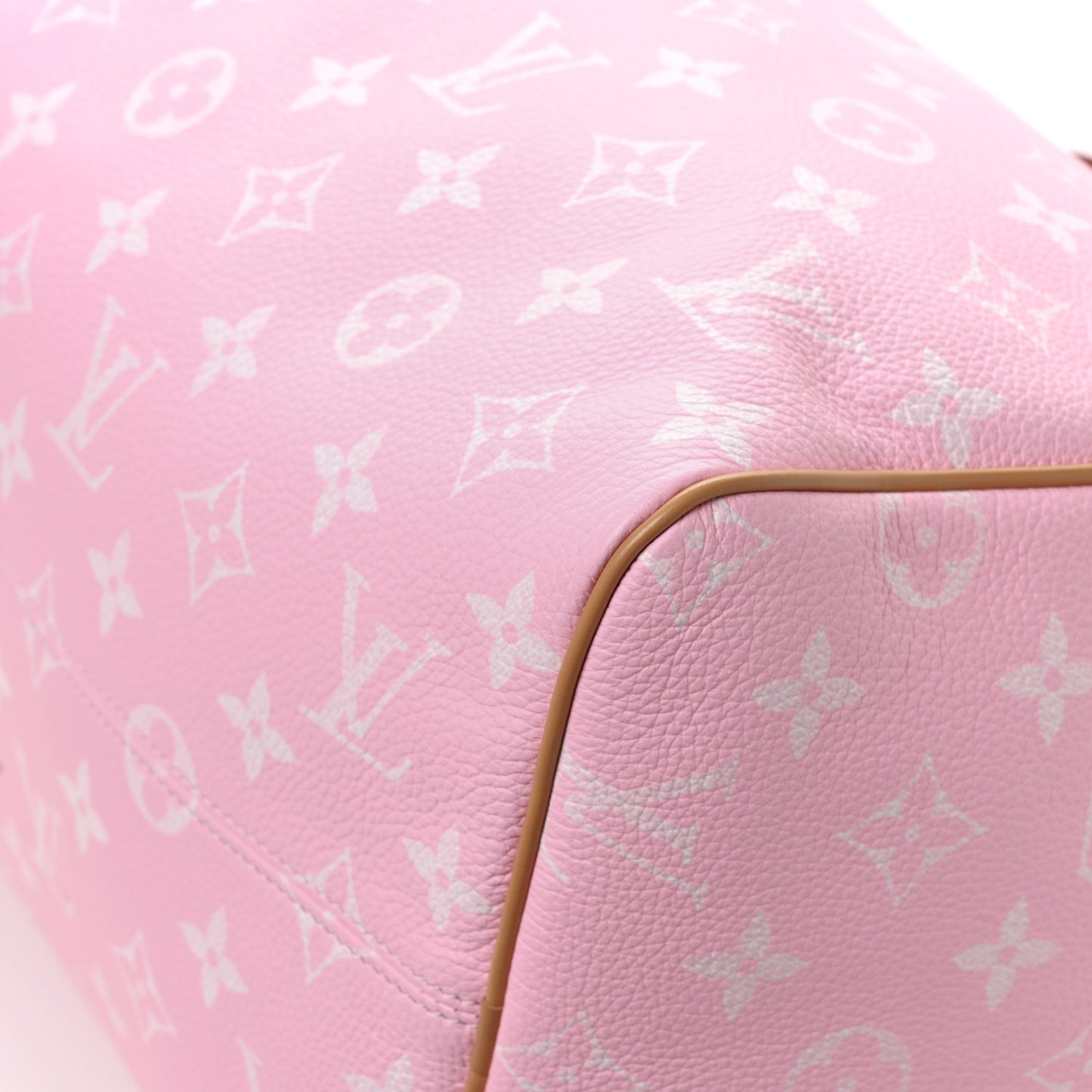 Calfskin Monogram Speedy P9 Bandouliere 40 Candy