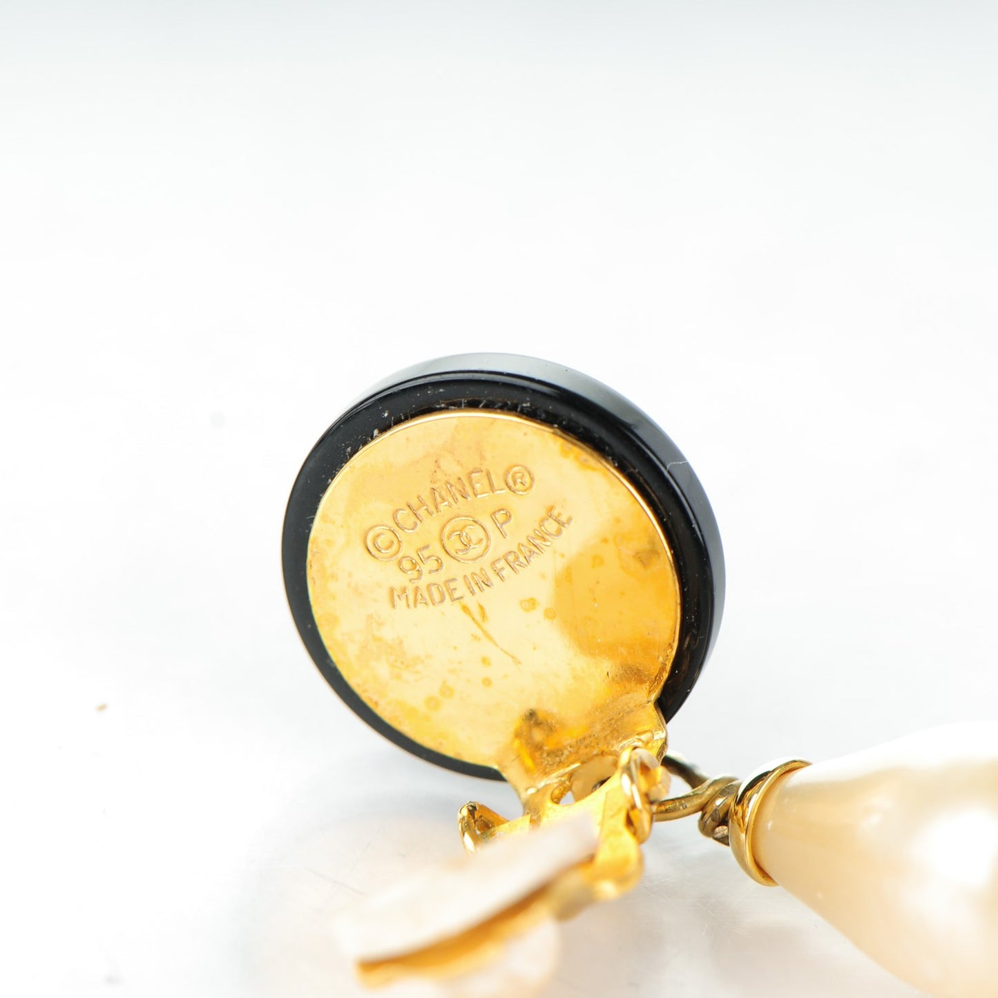 Pearl CC Drop Clip On Earrings Black Gold
