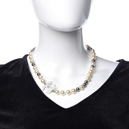 Chanel Pearl CC Short Necklace Silver 2 of 6