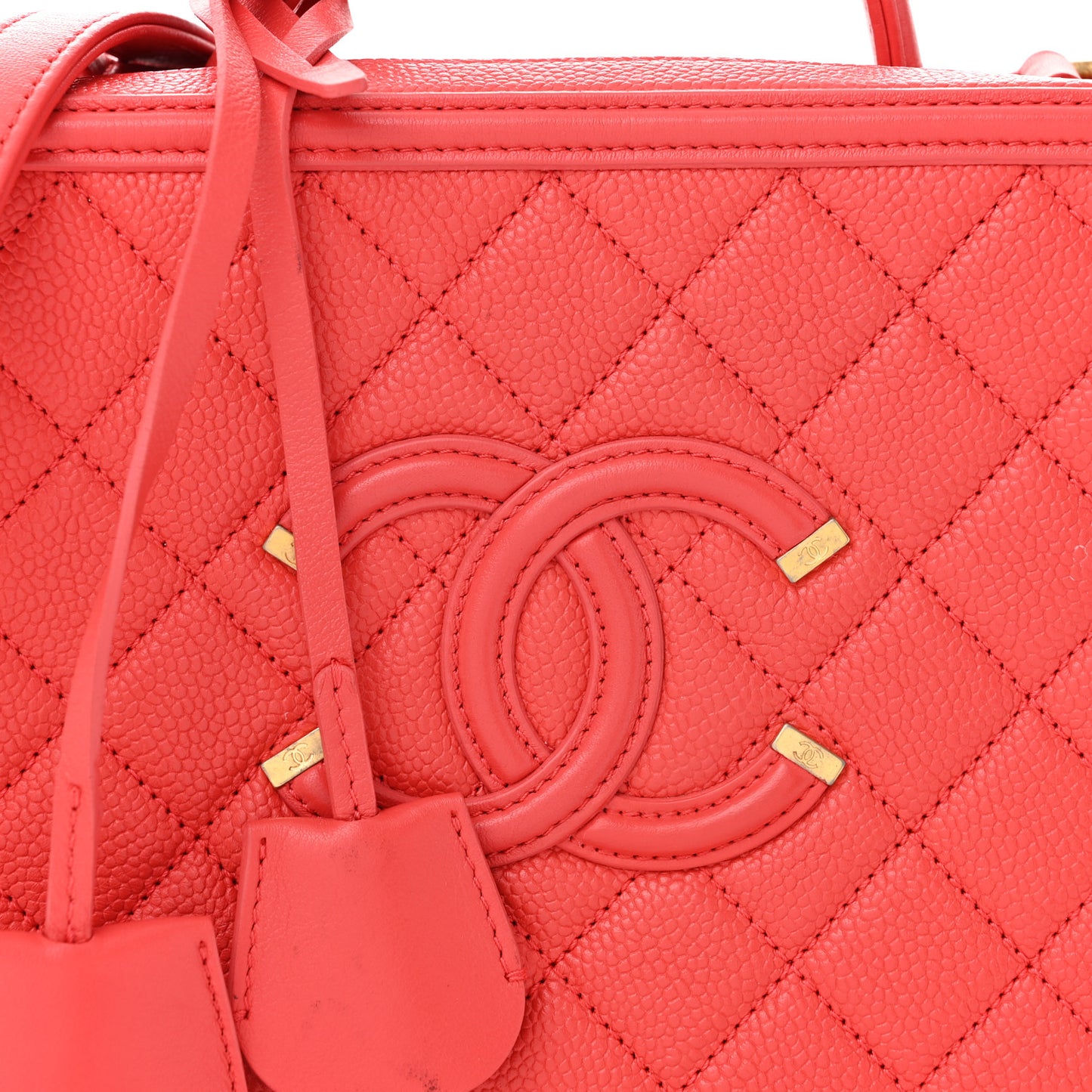 Caviar Quilted Medium CC Filigree Vanity Case Pink