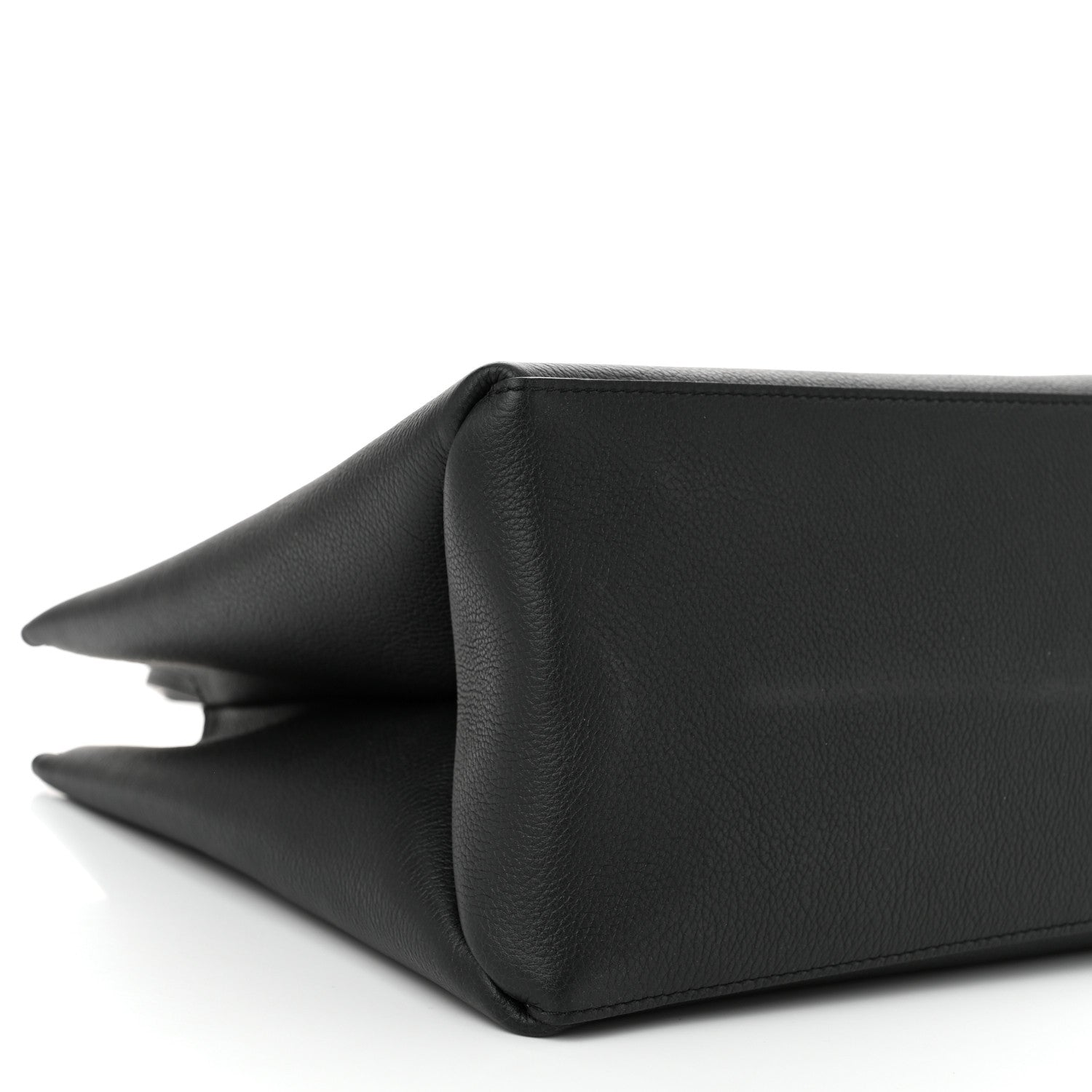Louis Vuitton Grained Calfskin Lockme Shopper Black 9 of 10