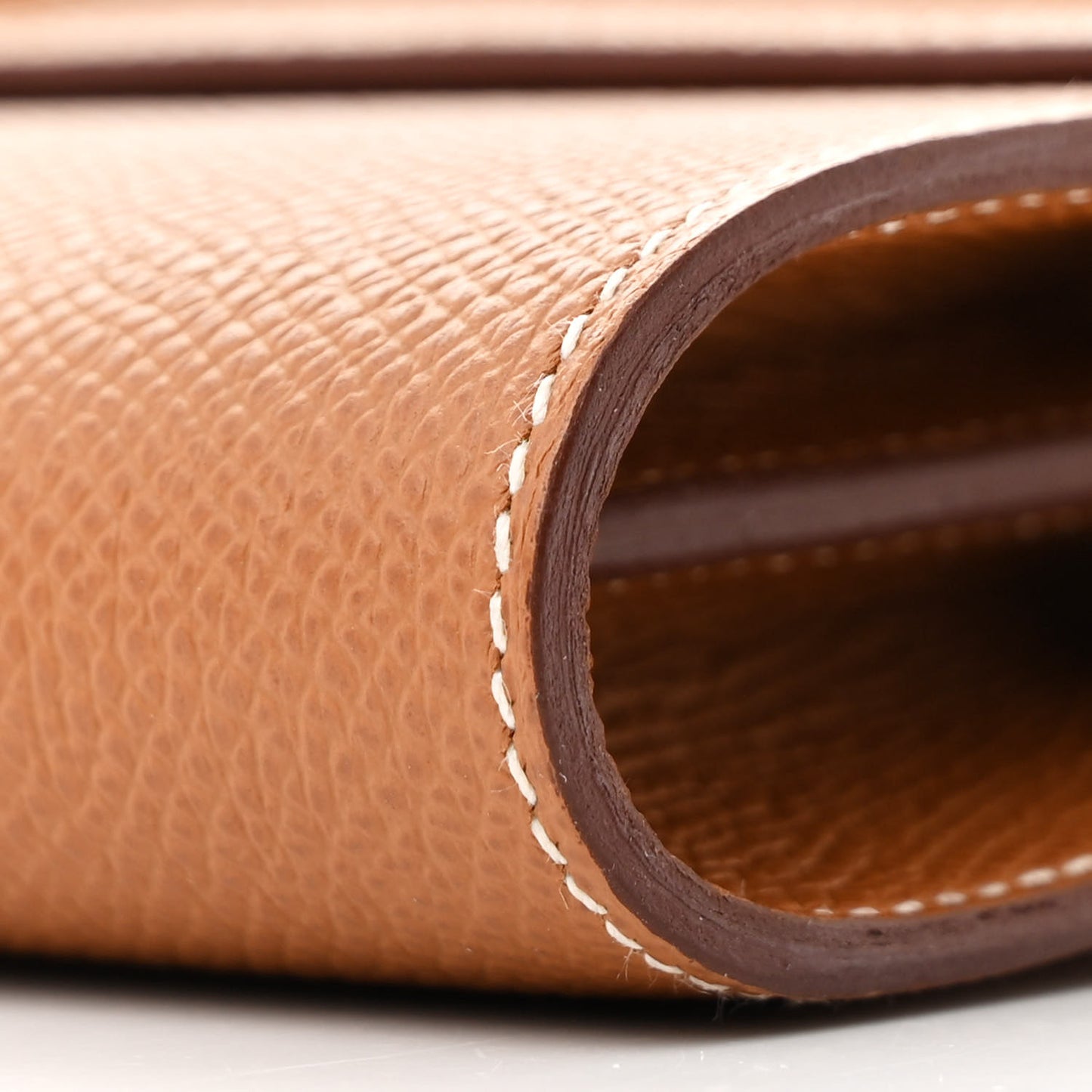Epsom Kelly Wallet To Go Gold
