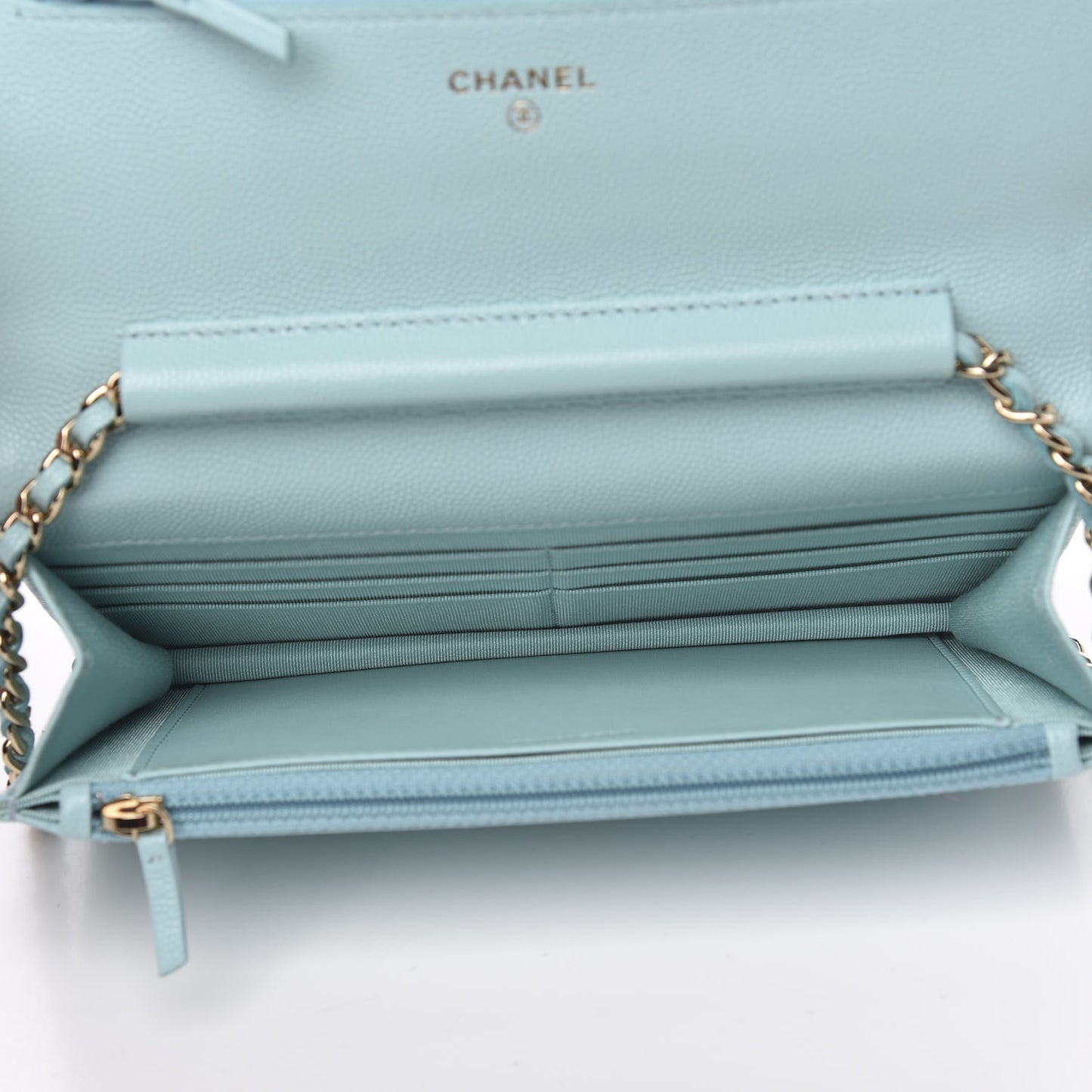 Caviar Quilted Wallet On Chain WOC Light Blue