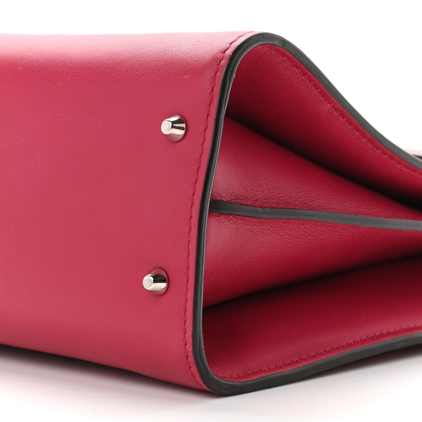 Moon Calfskin Medium Interlocking G Shoulder Bag Petunia