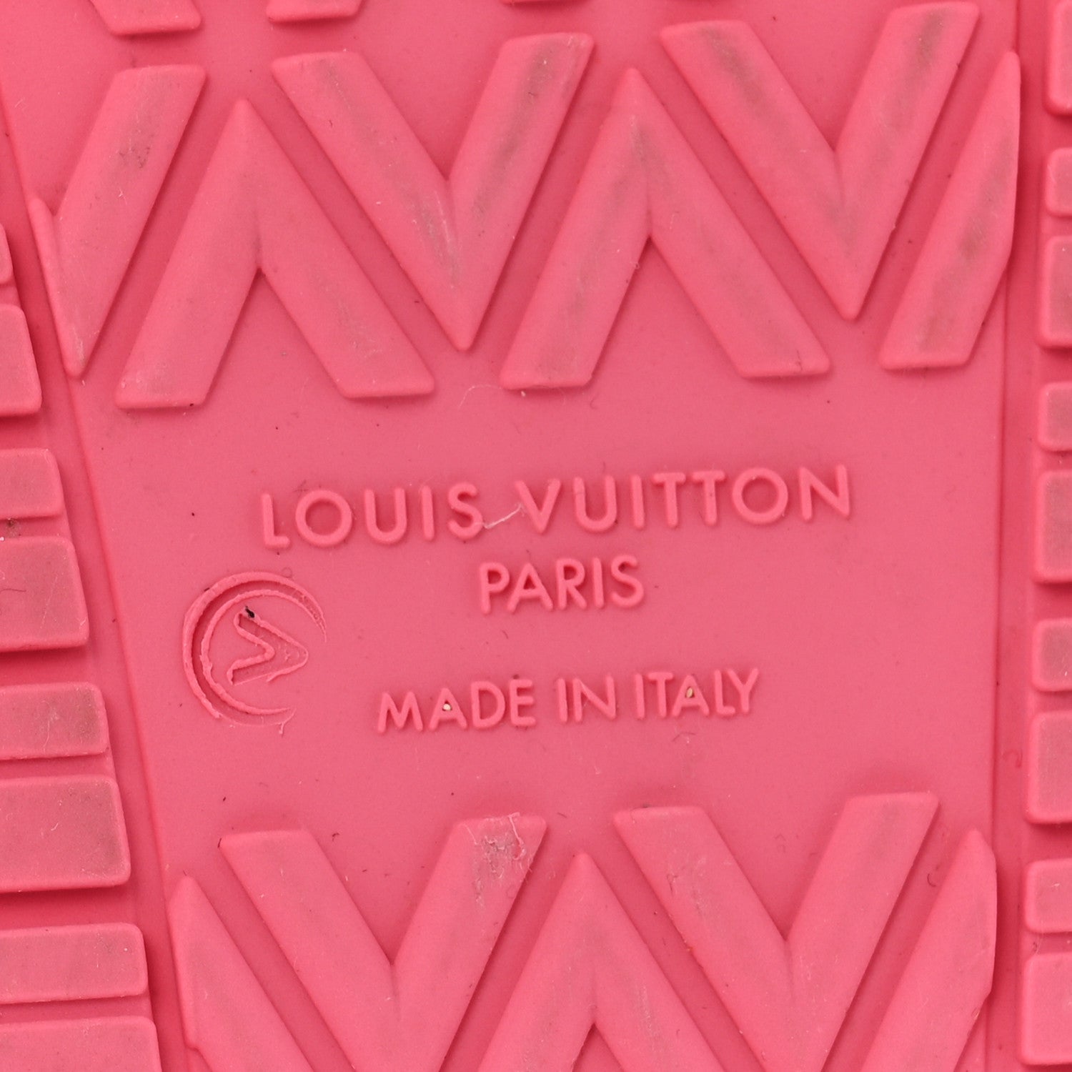 Louis Vuitton Calfskin Monogram Embossed Bom Dia Flat Mule Sandals 38 Pink 8 of 11