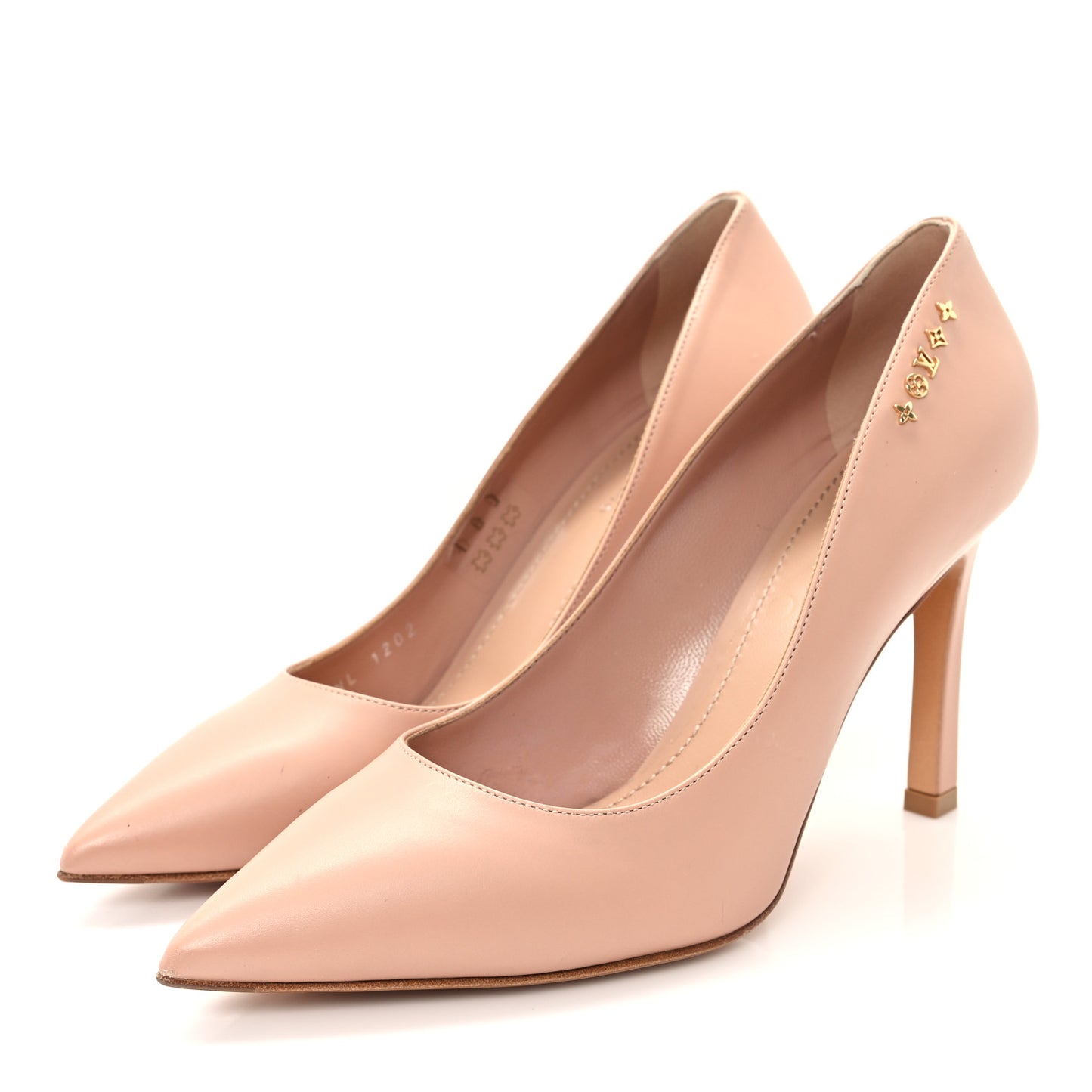 Calfskin Signature Pumps 37.5 Nude Pink