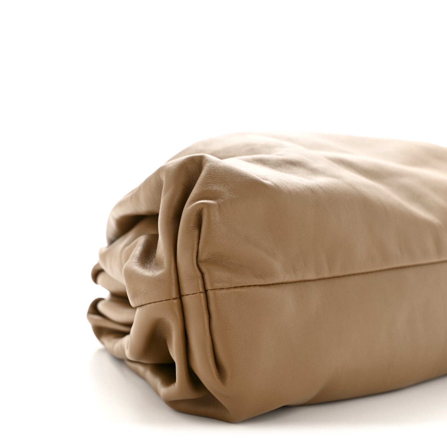 Bottega Veneta Smooth Butter Calf The Pouch Oversized Clutch Cammello 9 of 10