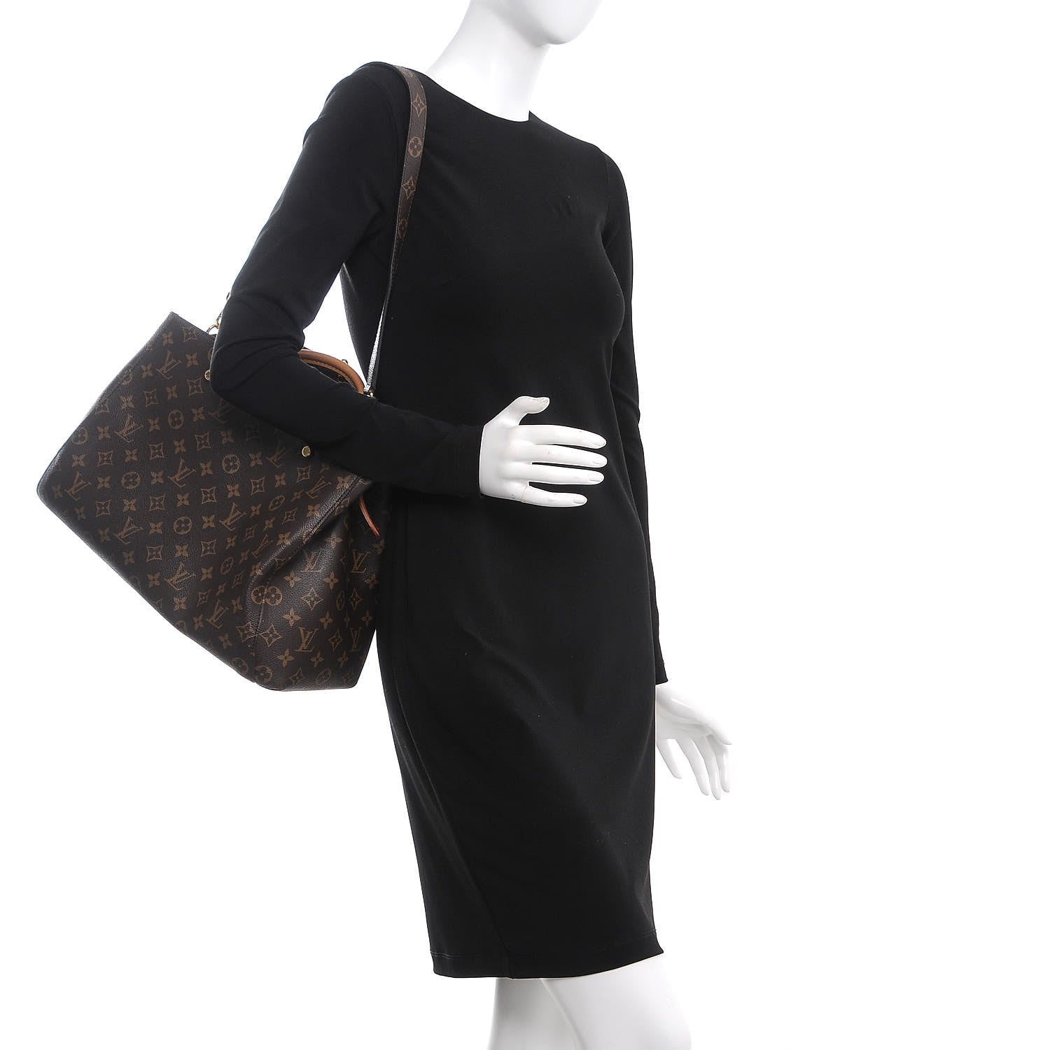 Louis Vuitton Monogram Montaigne GM 2 of 9