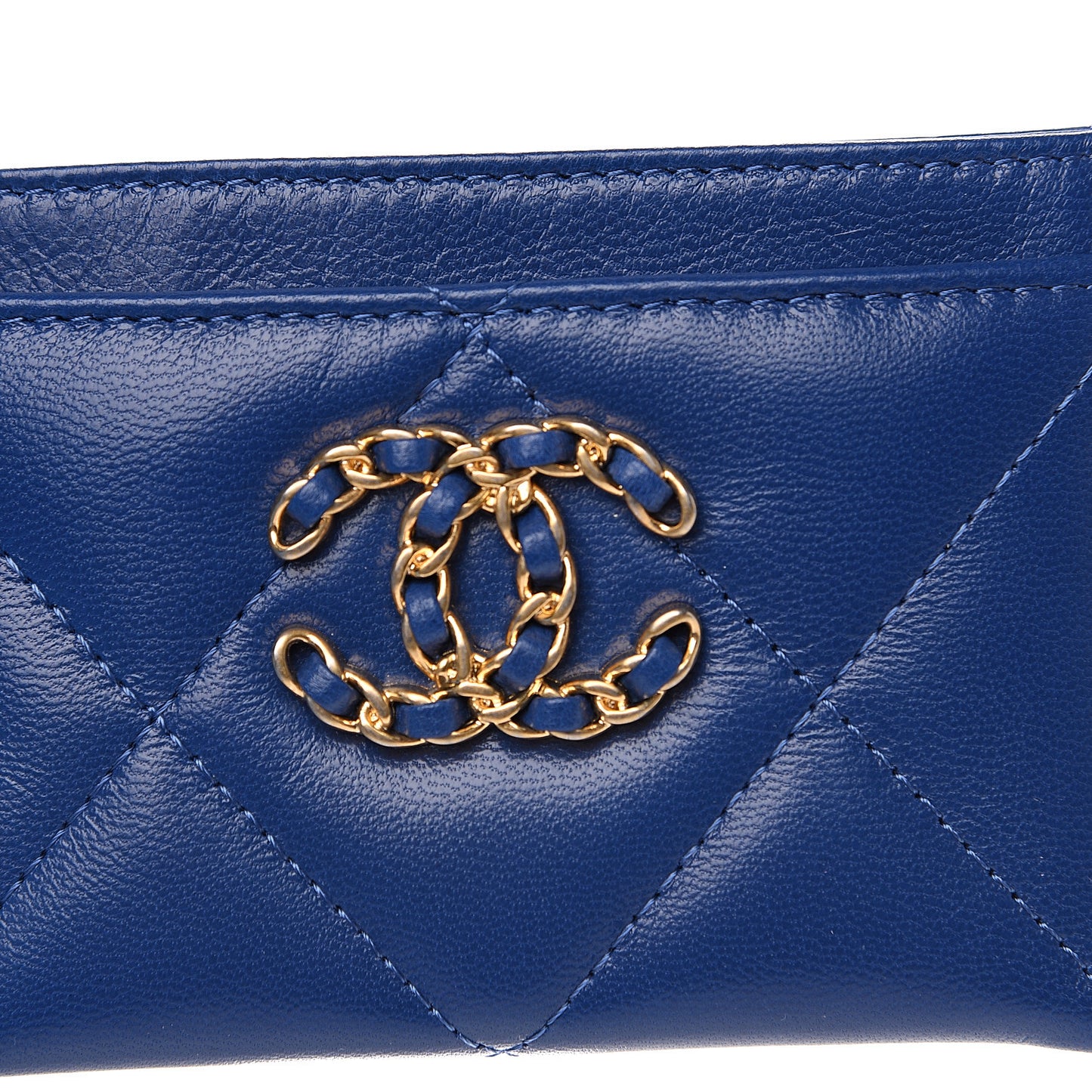 Shiny Goatskin Quilted Chanel 19 Card Holder Dark Blue