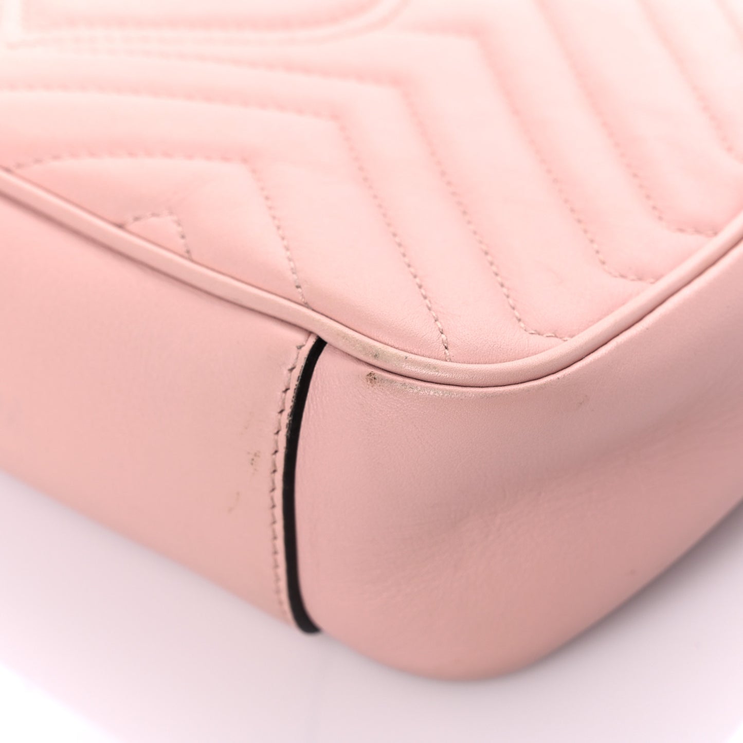Calfskin Matelasse Small GG Marmont Shoulder Bag Perfect Pink