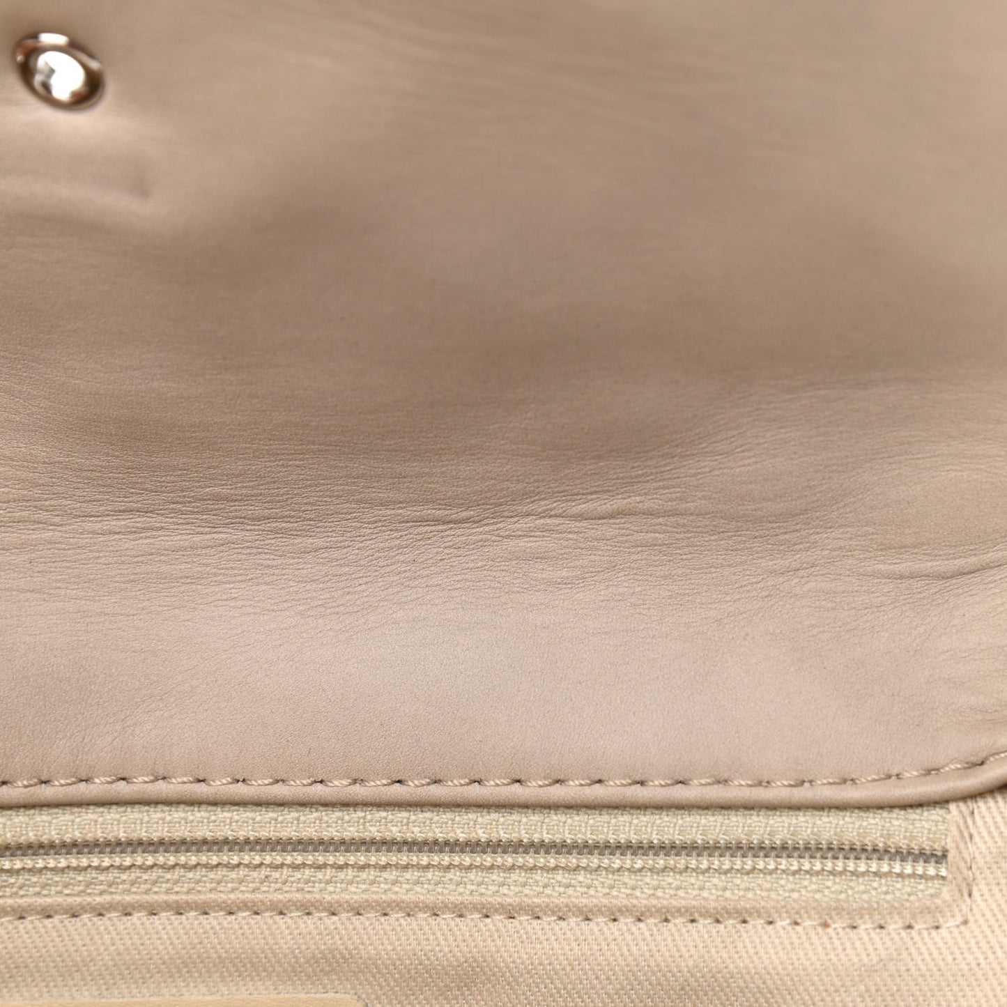 Calfskin Quilted Double Stitch Hamptons Clutch with Chain Beige Clair