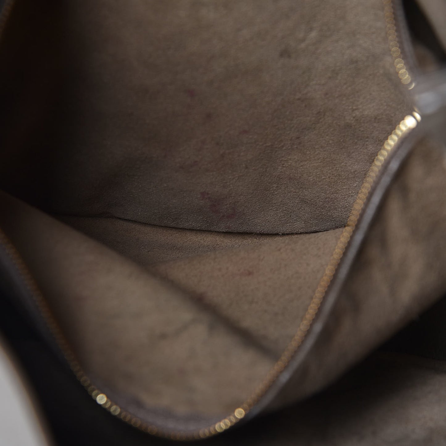 Crisped Calfskin Medium Hobo Light Taupe