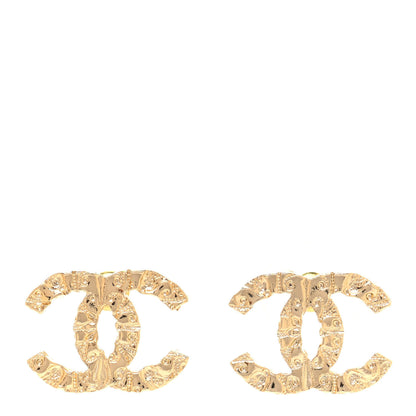 Chanel Metal Textured CC Earrings Gold 1 of 4