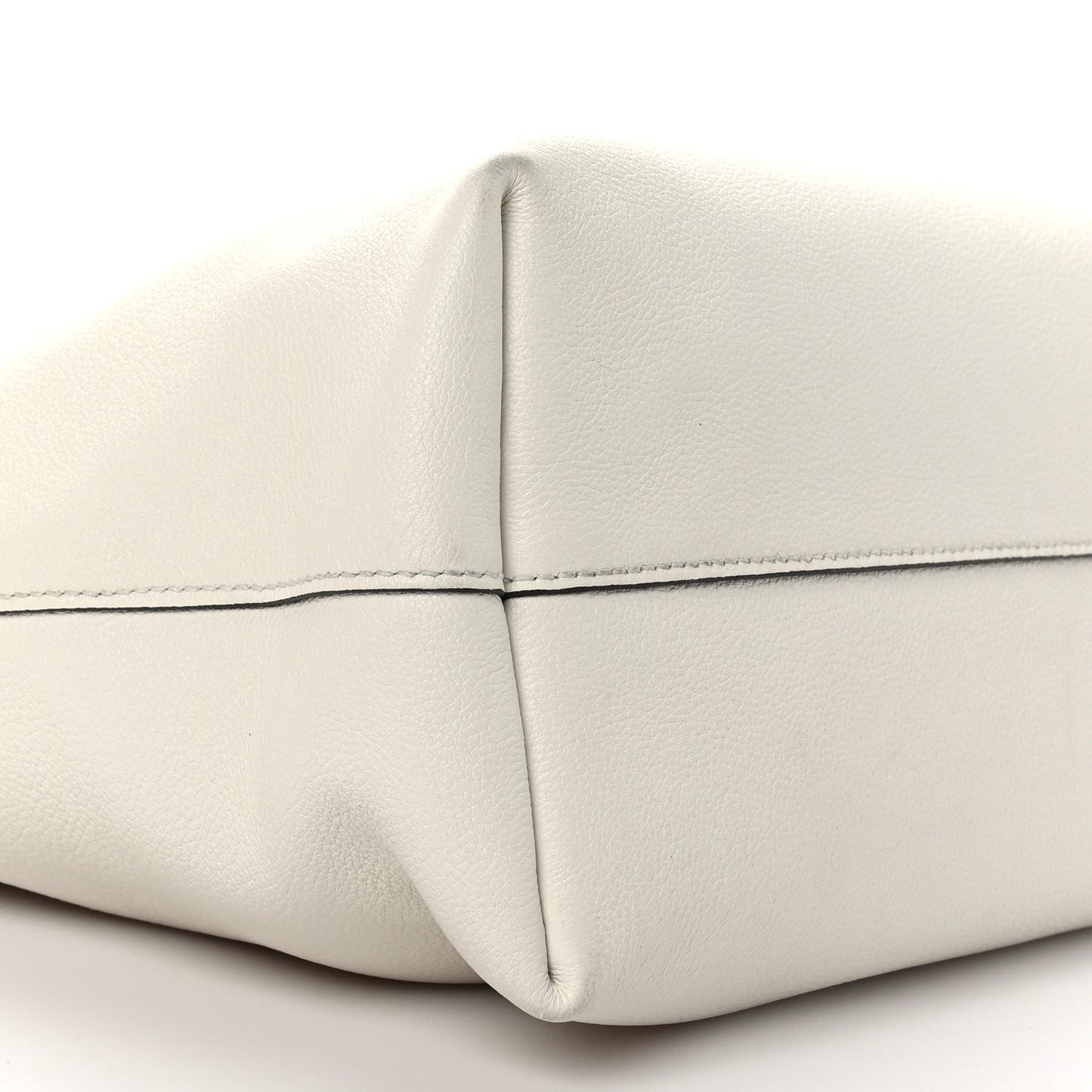 Vitello Phenix Tote Bianco