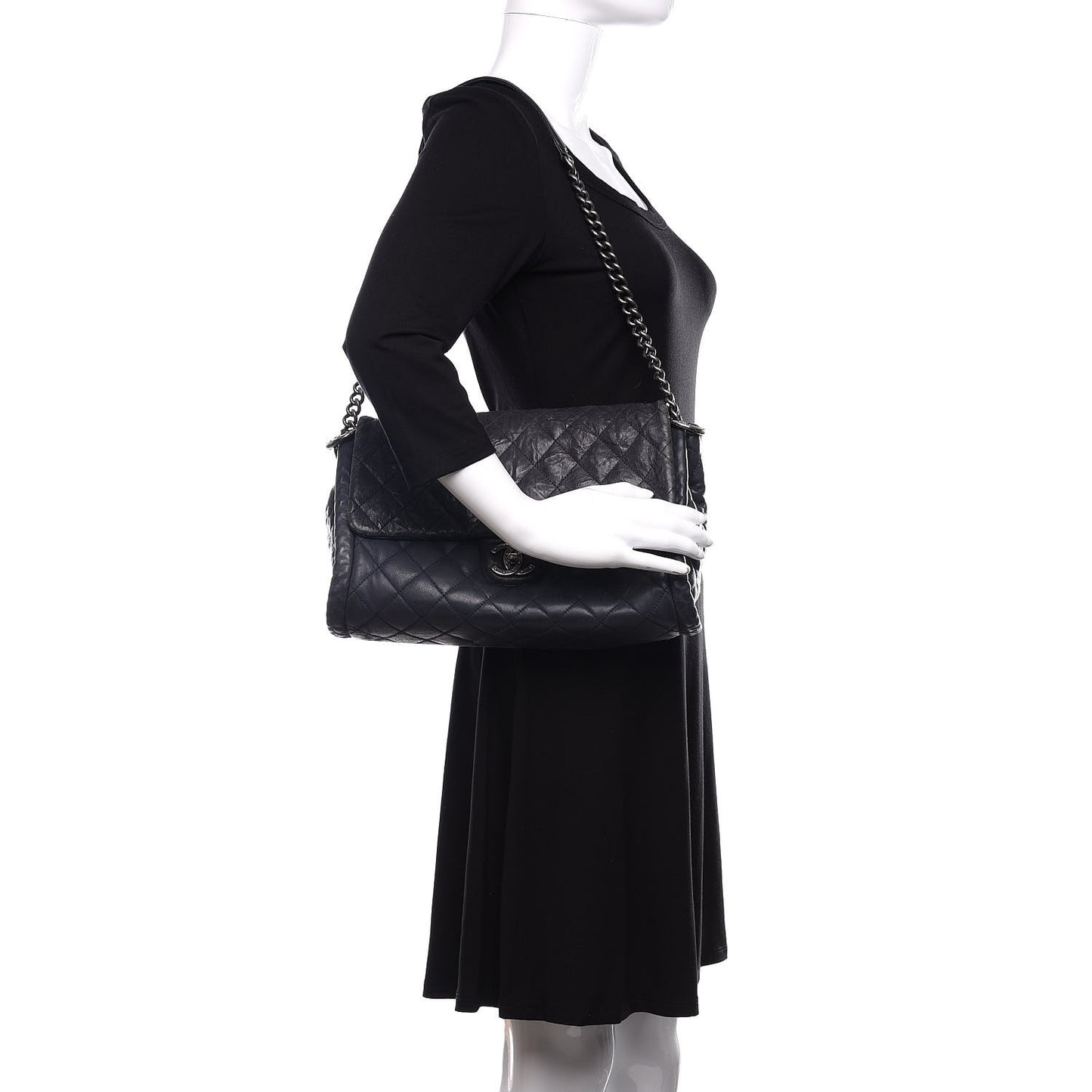 Washed Lambskin Quilted Studded CC Flap Blue Black