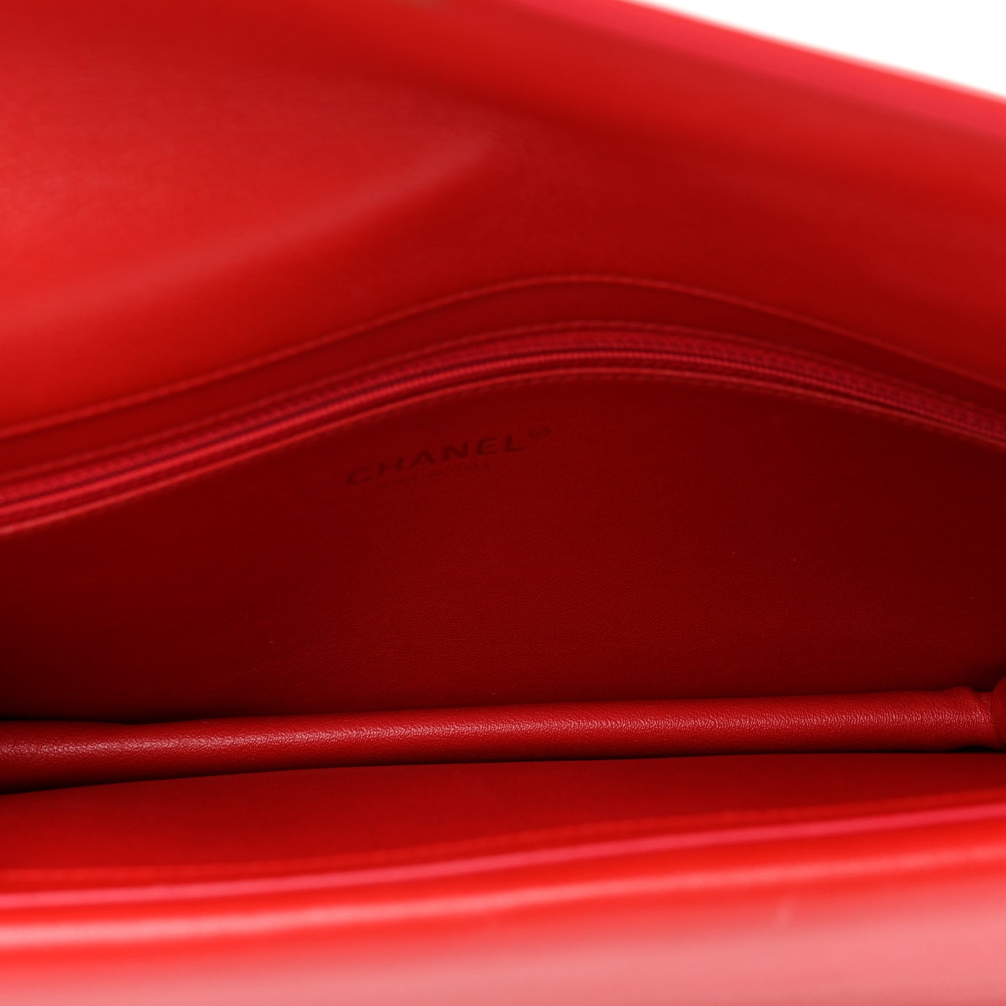 Calfskin Chevron Quilted Casual Trip Clutch Red