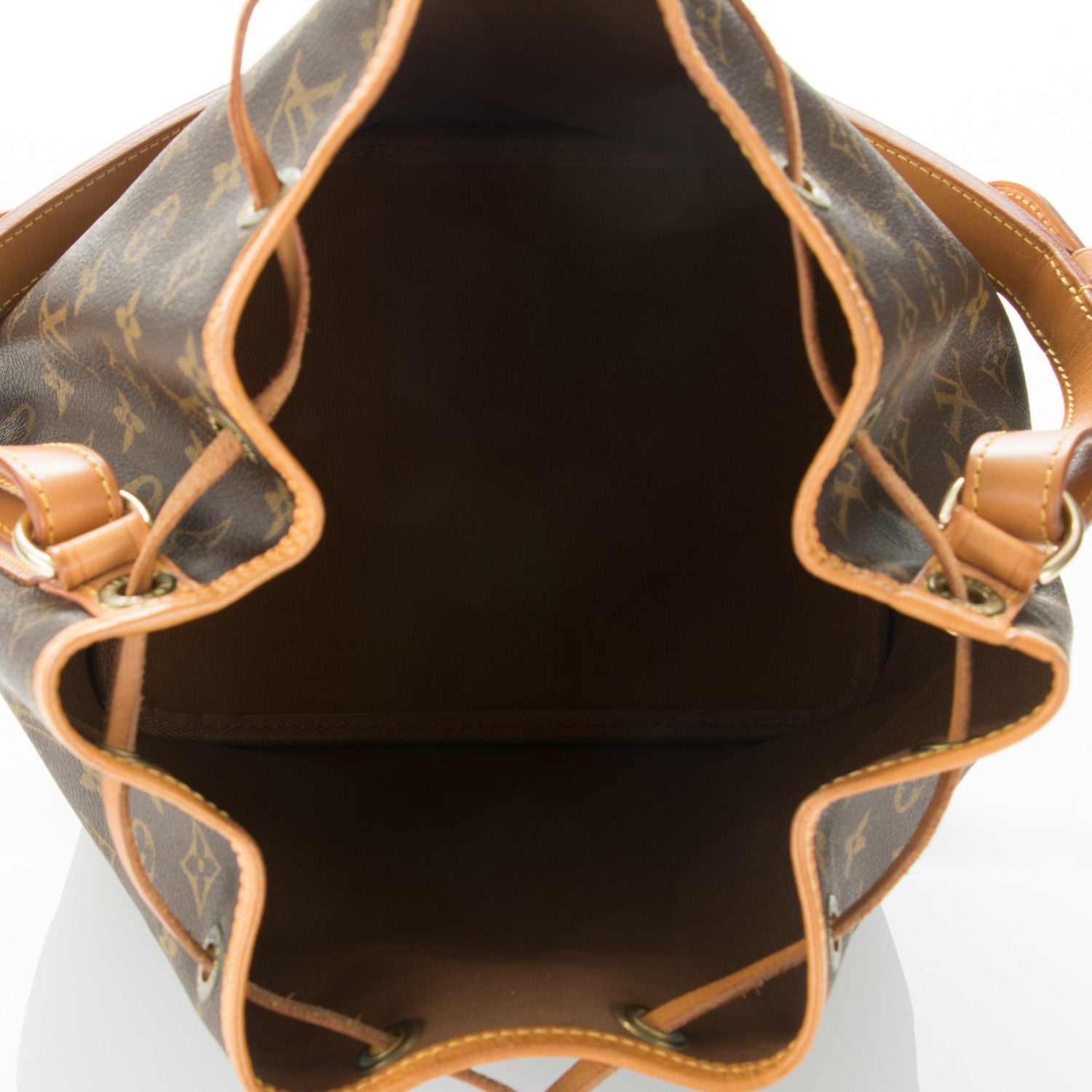 Louis Vuitton Monogram Petit Noe 5 of 8