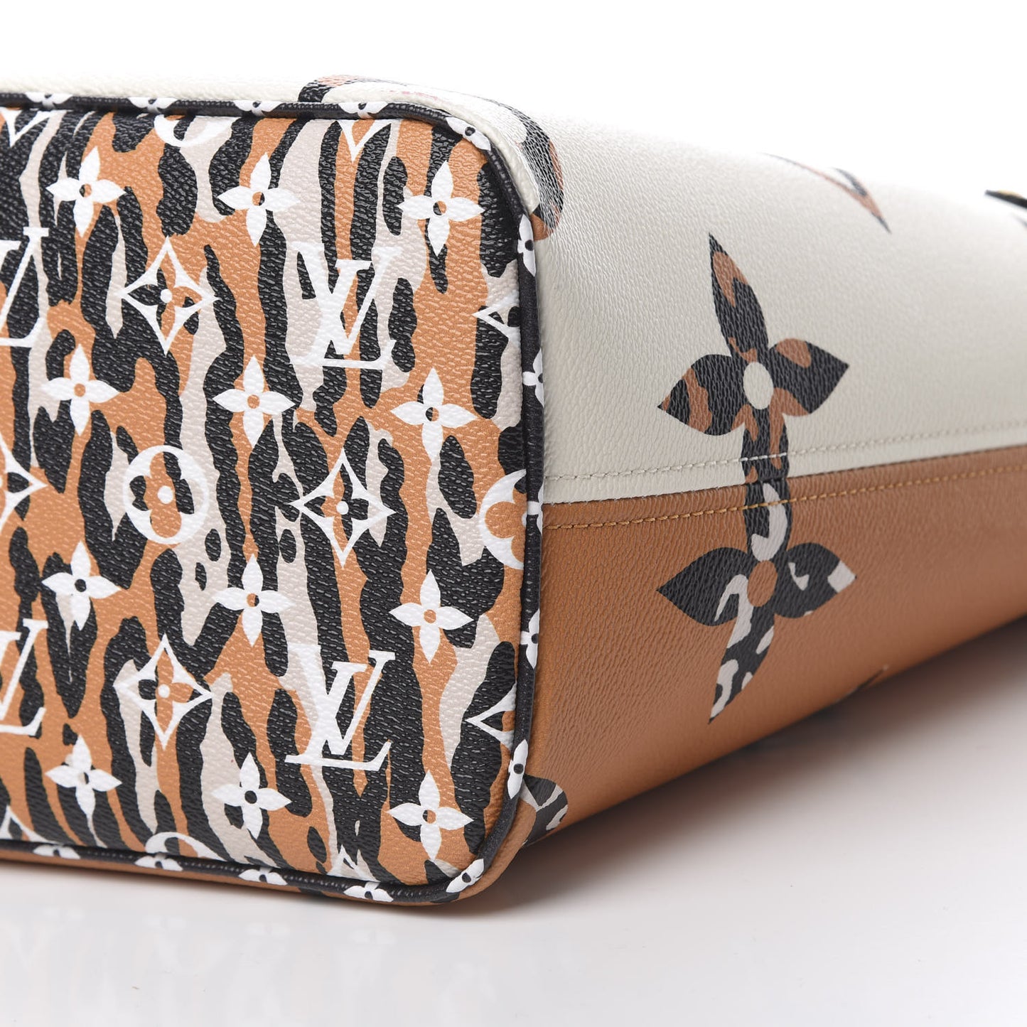 Monogram Giant Jungle Neverfull MM Ivory