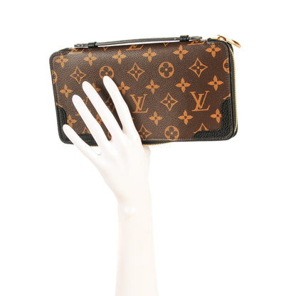 Louis Vuitton Monogram Daily Organizer Black 2 of 7