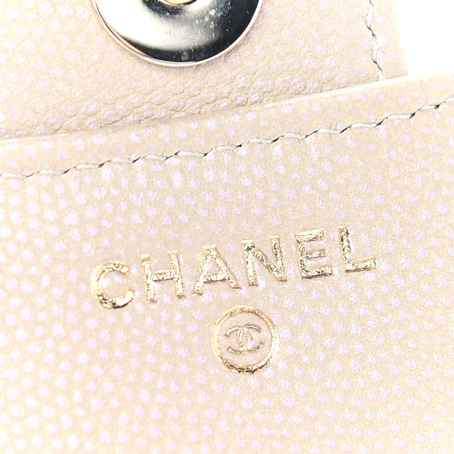 Iridescent Caviar Quilted Flap Phone Holder With Chain Beige