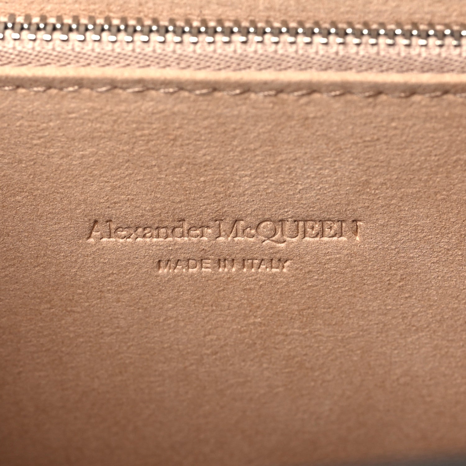 Alexander McQueen Calfskin Crocodile Embossed Knuckle Flat Clutch Black 6 of 9