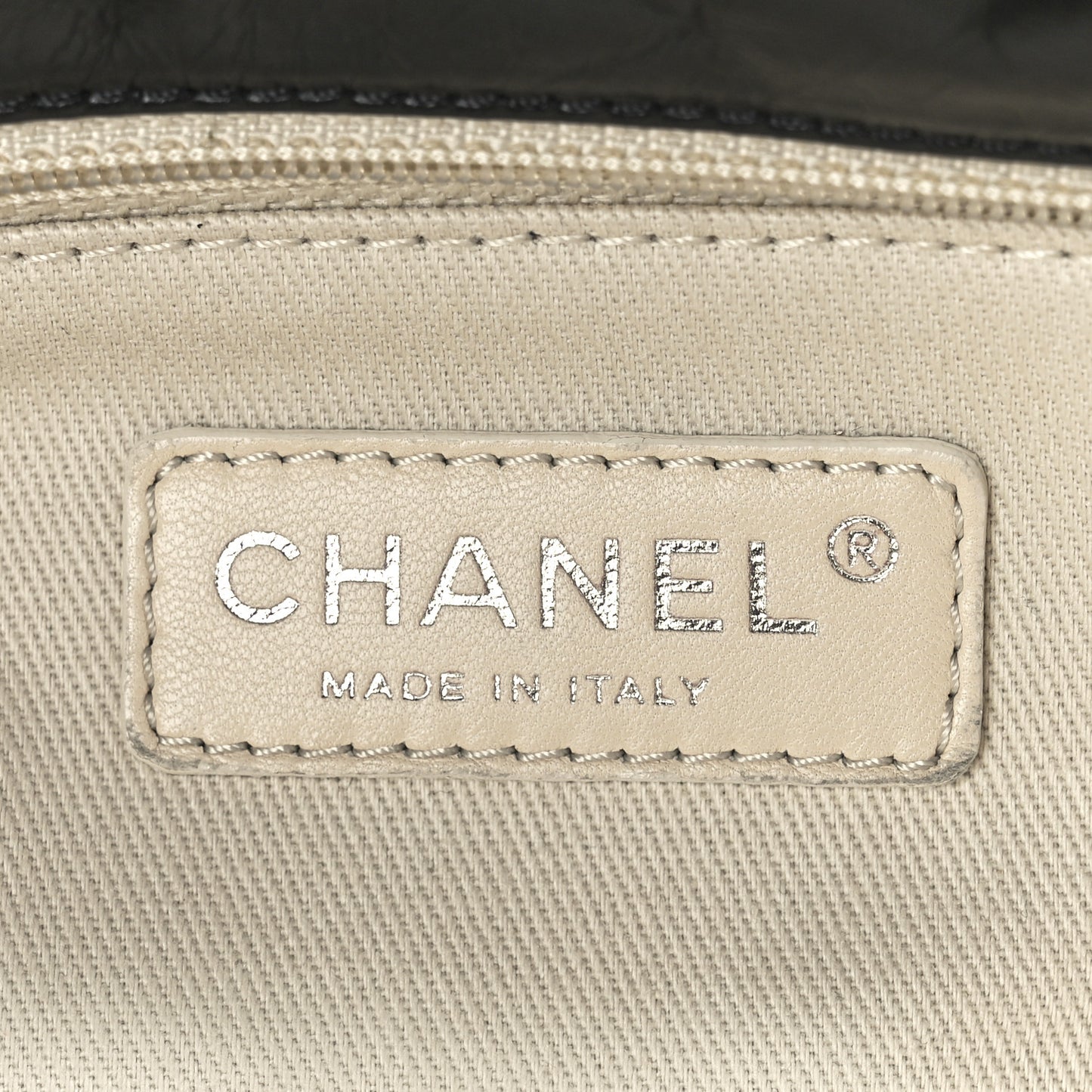 Glazed Goatskin Double Contrast Stitch Flap Black