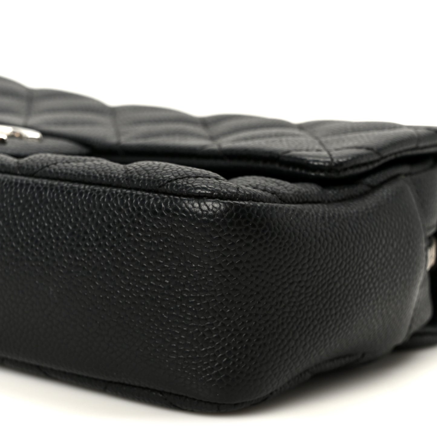Caviar Quilted Medium Easy Flap Black