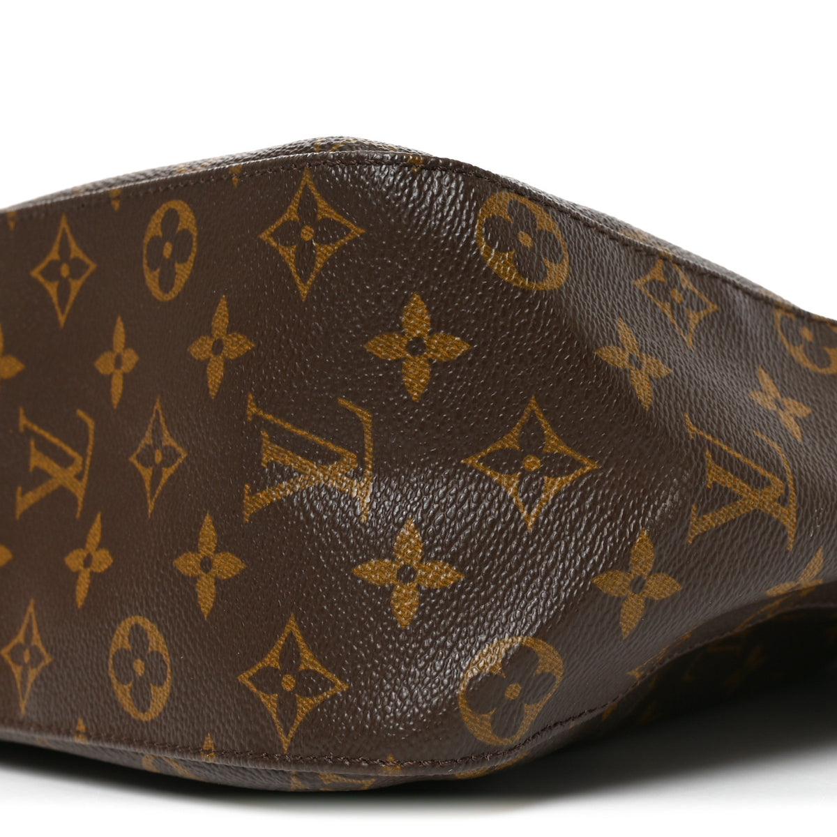 Louis Vuitton Monogram Looping GM 9 of 9