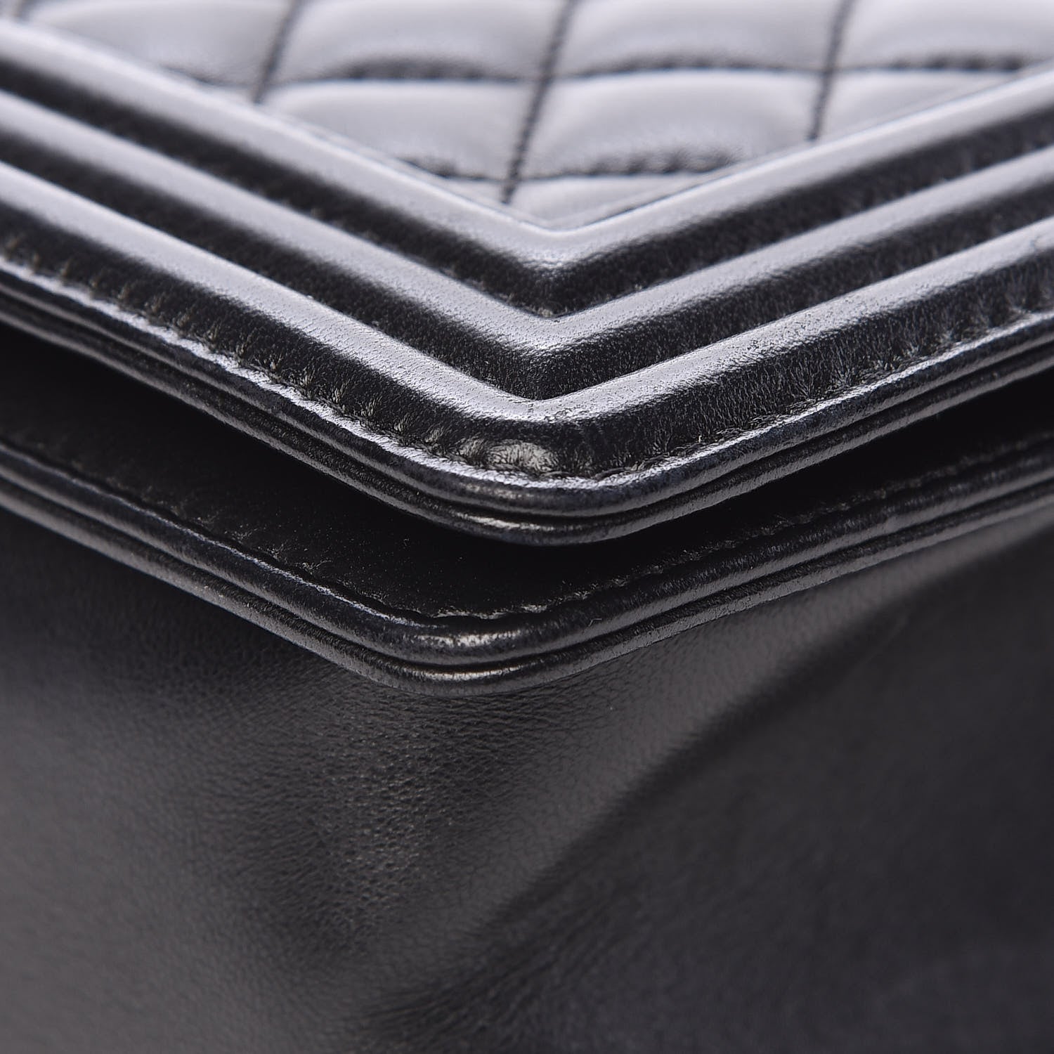 Chanel Lambskin Quilted Medium Boy Flap Black 19 of 21