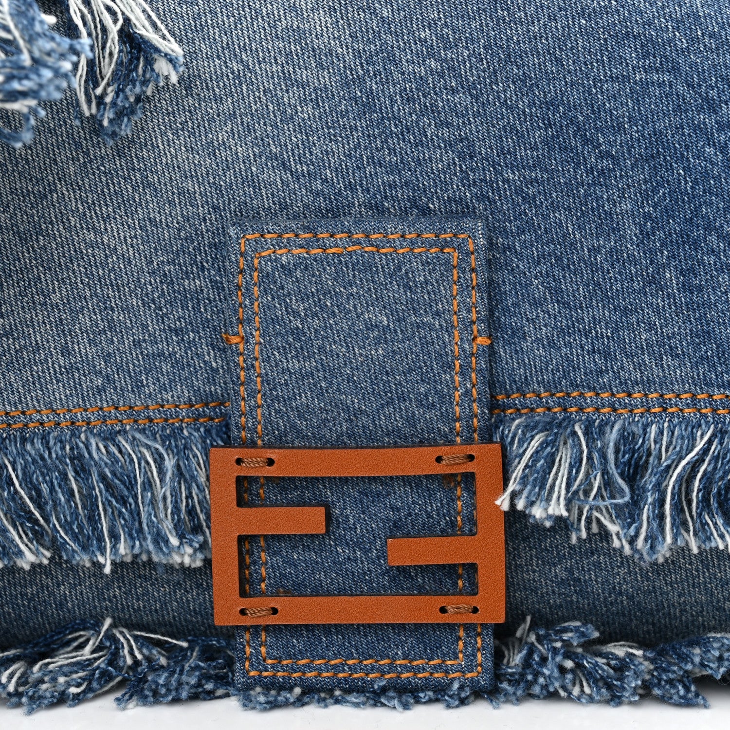 Fendi Denim Lavato Cuoio Frayed Baguette Denim Chiaro Cuoio 8 of 10