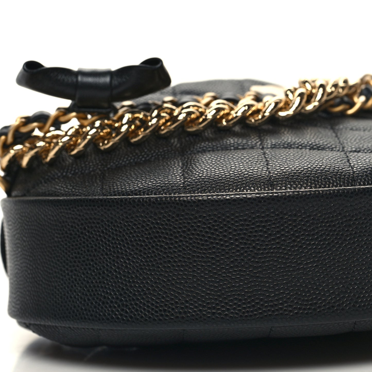 Shiny Caviar Quilted Bow Pouch Hobo Black