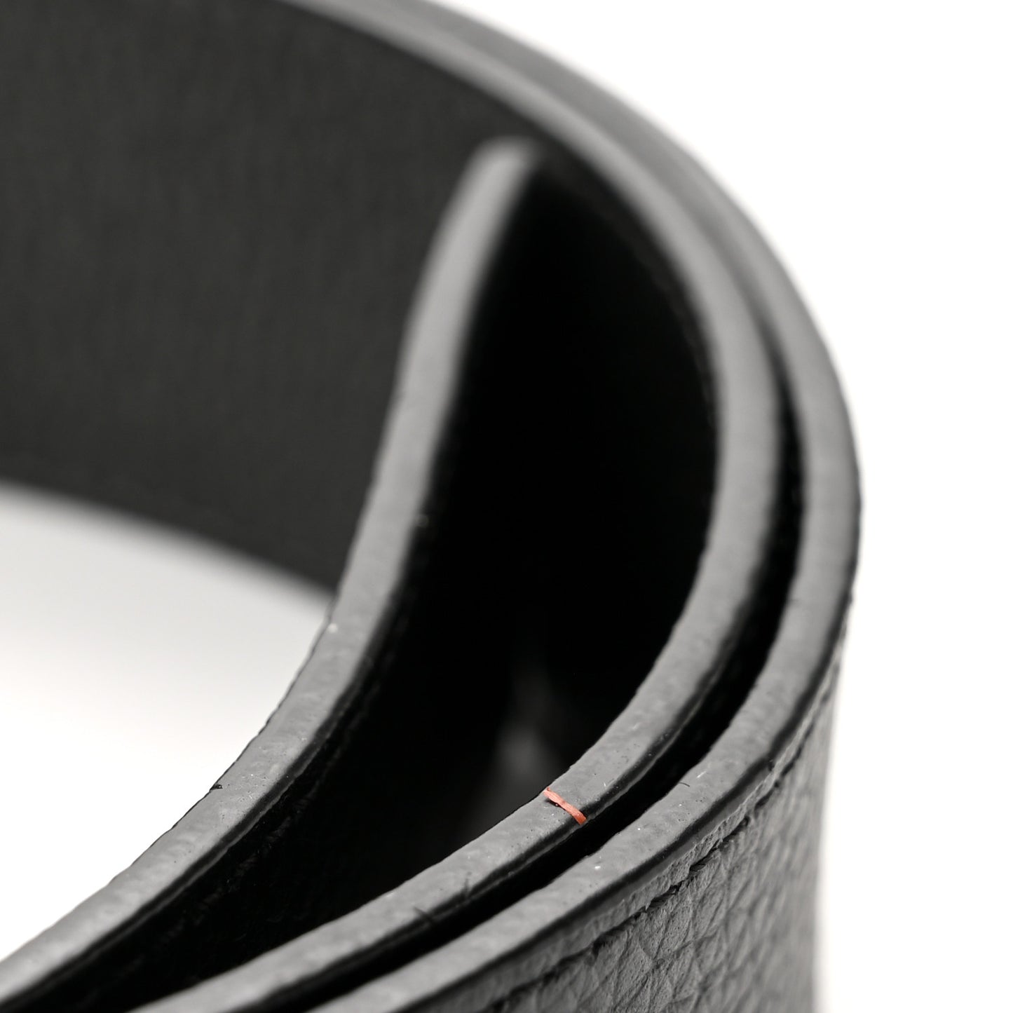 Taurillon Calfskin 40mm LV Initiales Reversible Belt   100 40 Black Dark Silver