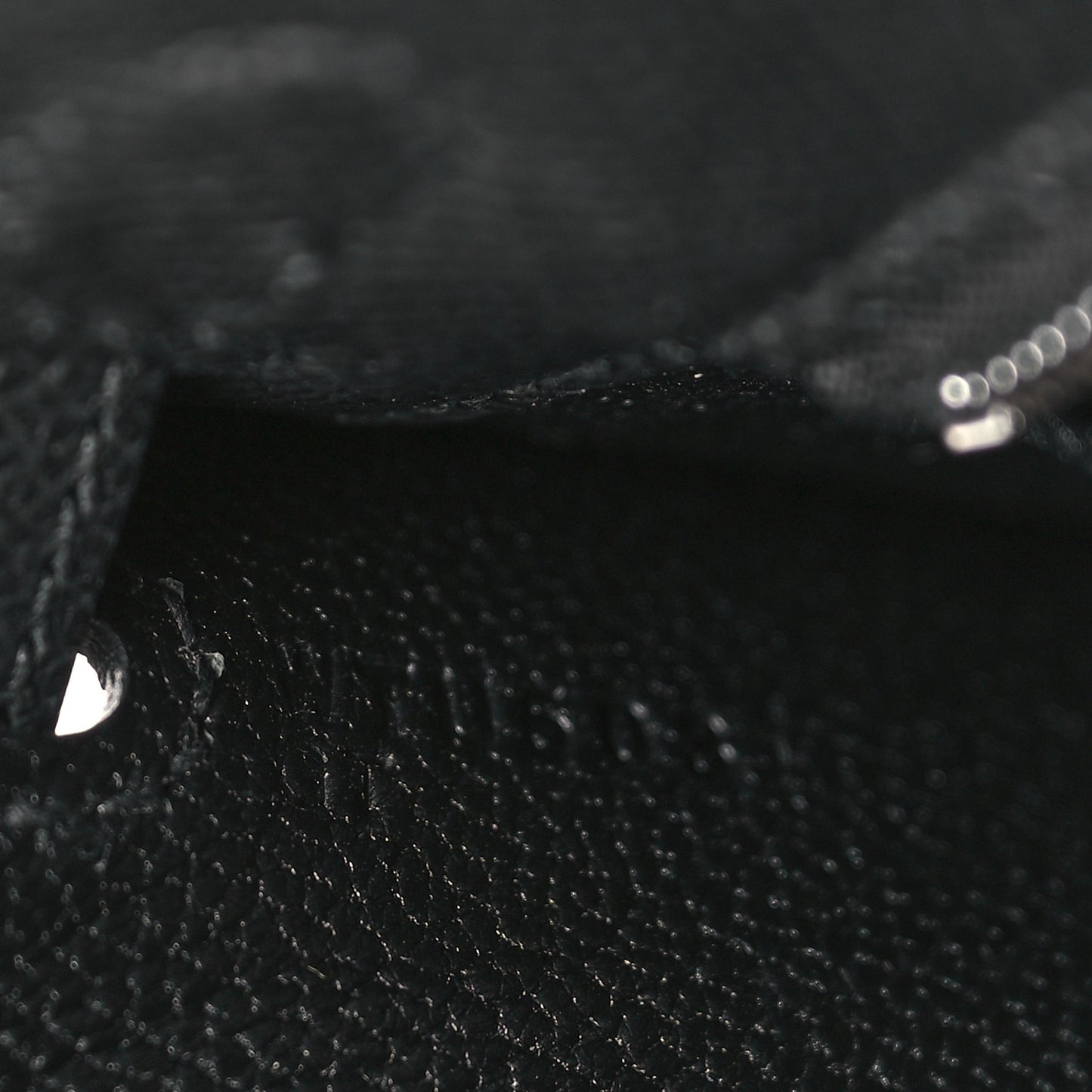 Epsom Kelly Sellier 25 Black