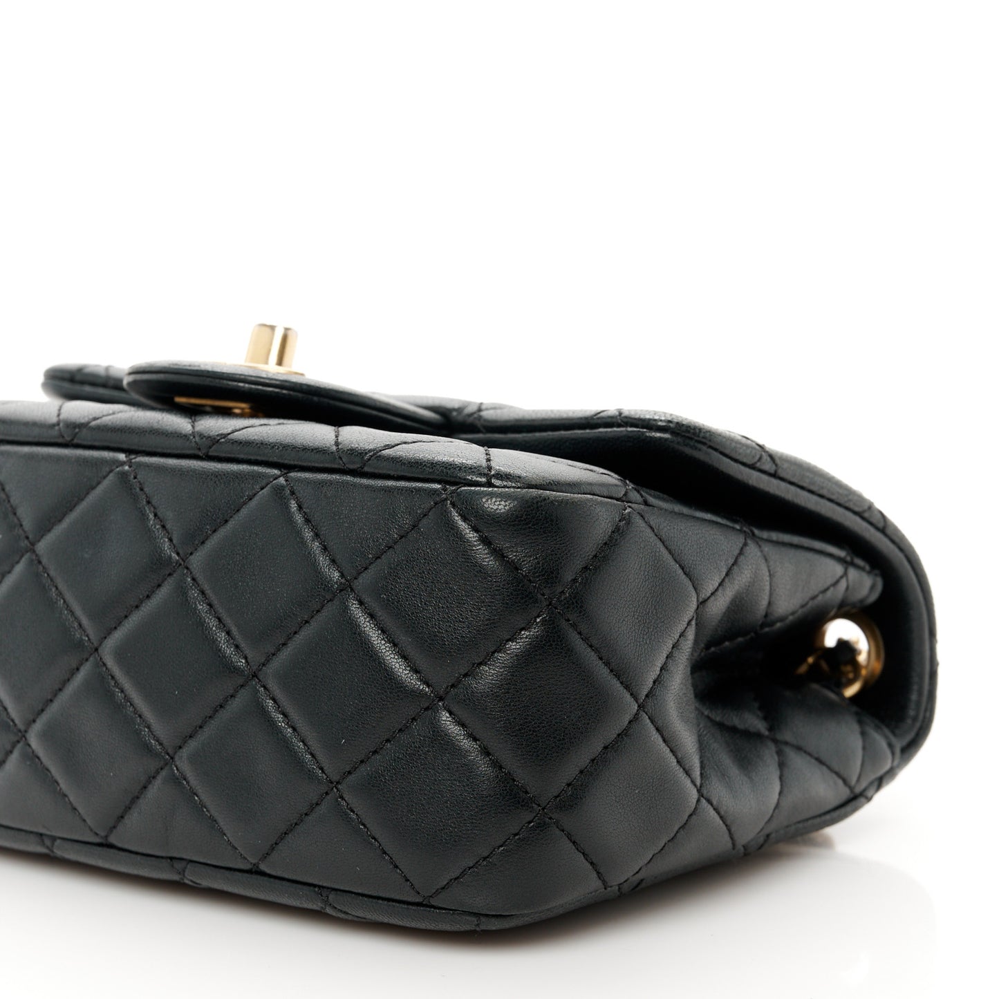 Lambskin Quilted Mini Pearl Crush Flap Black