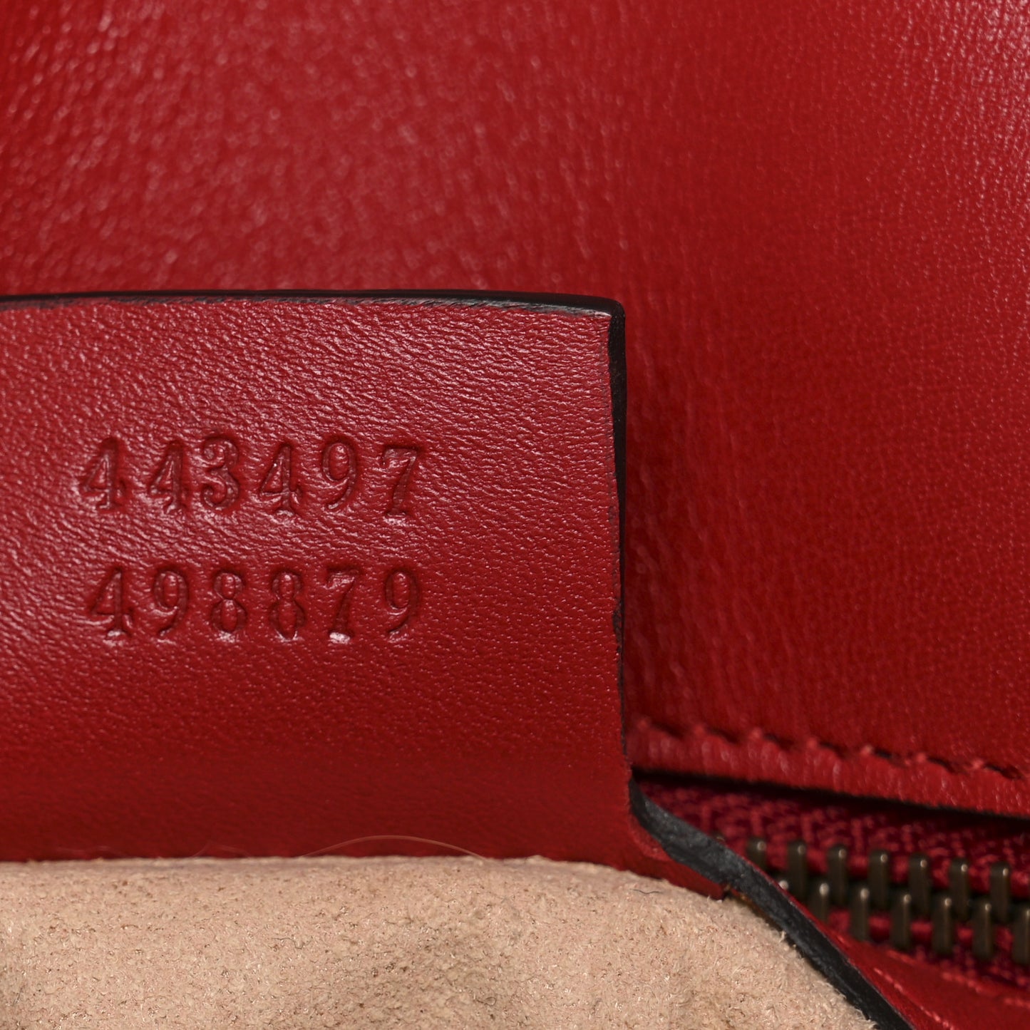 Calfskin Matelasse Small GG Marmont Shoulder Bag Hibiscus Red