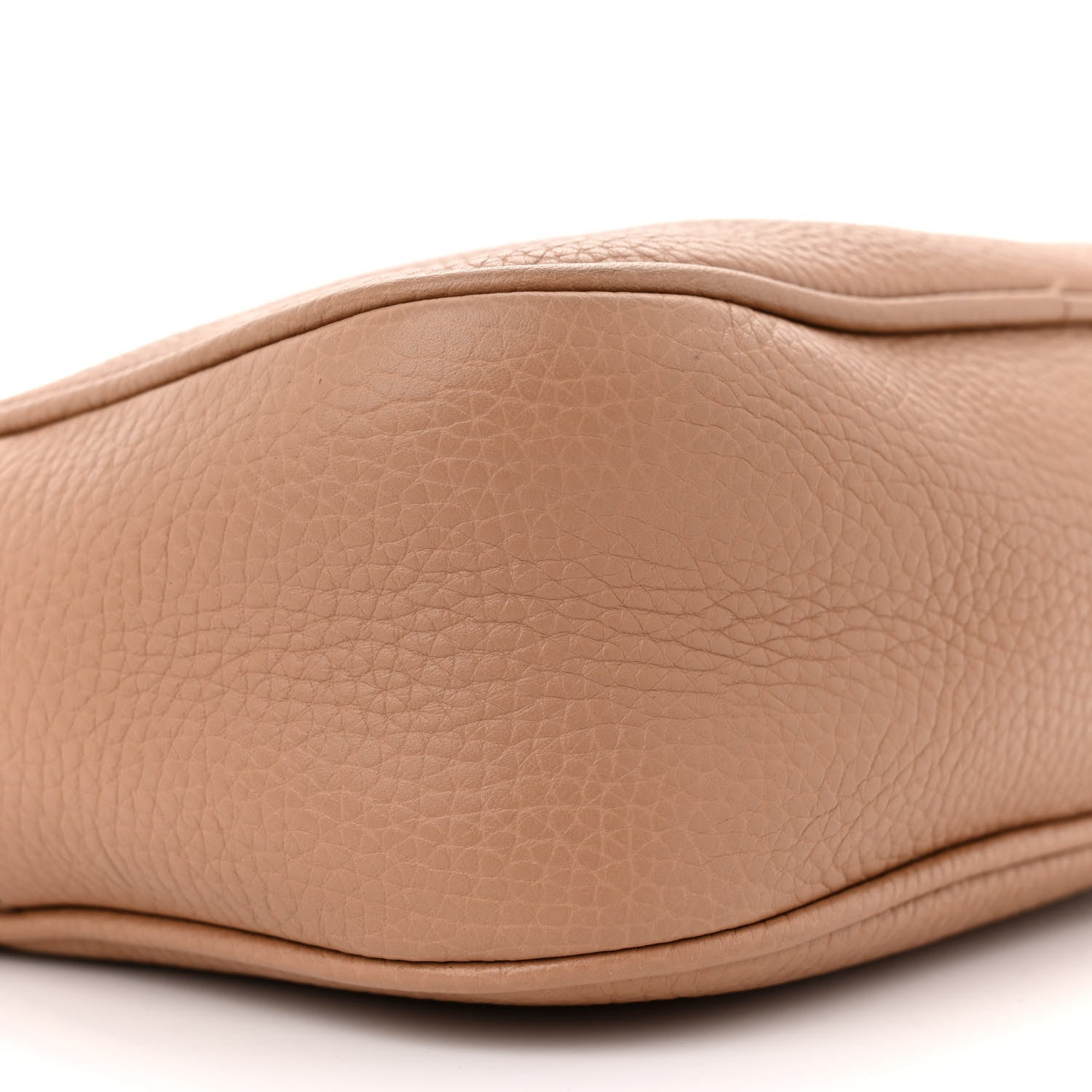 Gucci Pebbled Calfskin Small Soho Disco Bag Camelia 9 of 16