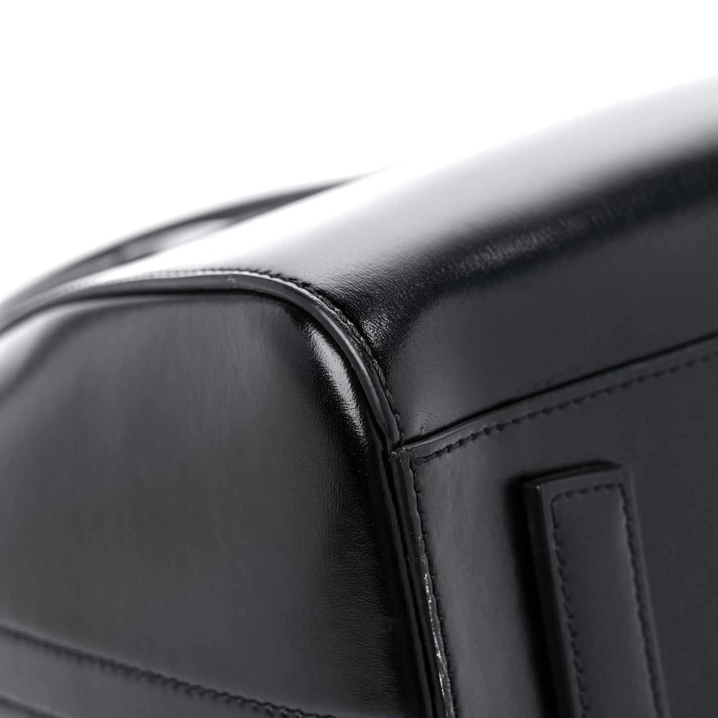 Shiny Lord Calfskin Small Antigona Black