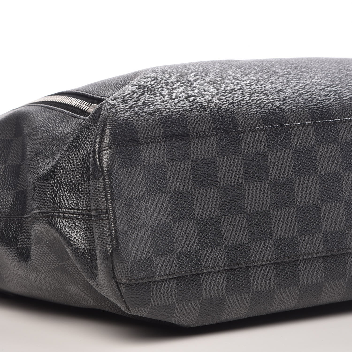 Louis Vuitton Damier Graphite Mick MM 11 of 12