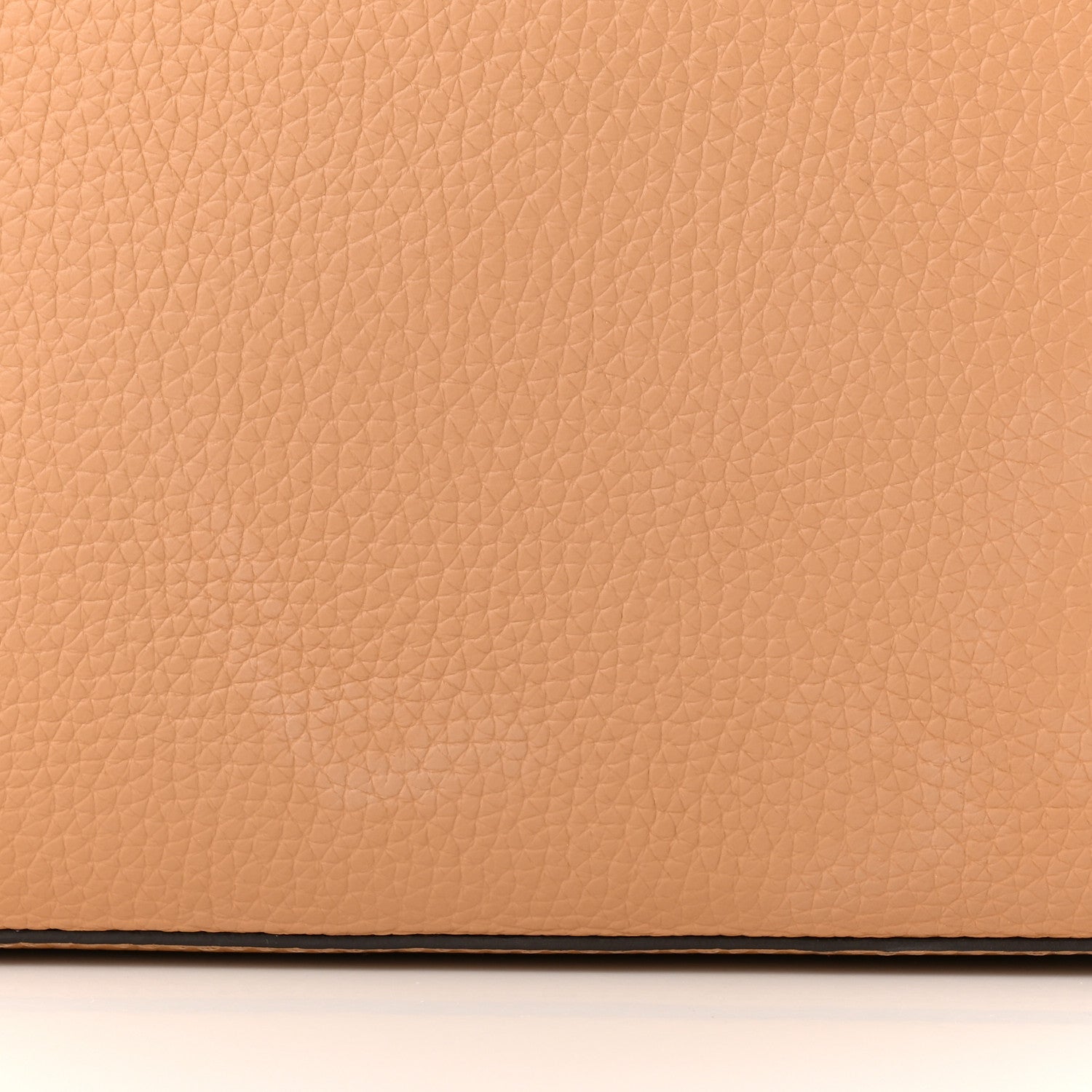Louis Vuitton Taurillon Capucines MM Arizona 13 of 14