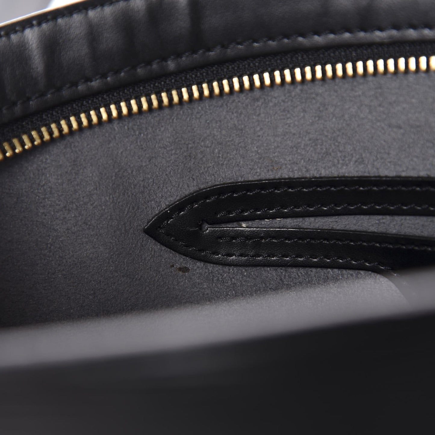 Epi Saint Jacques PM Black