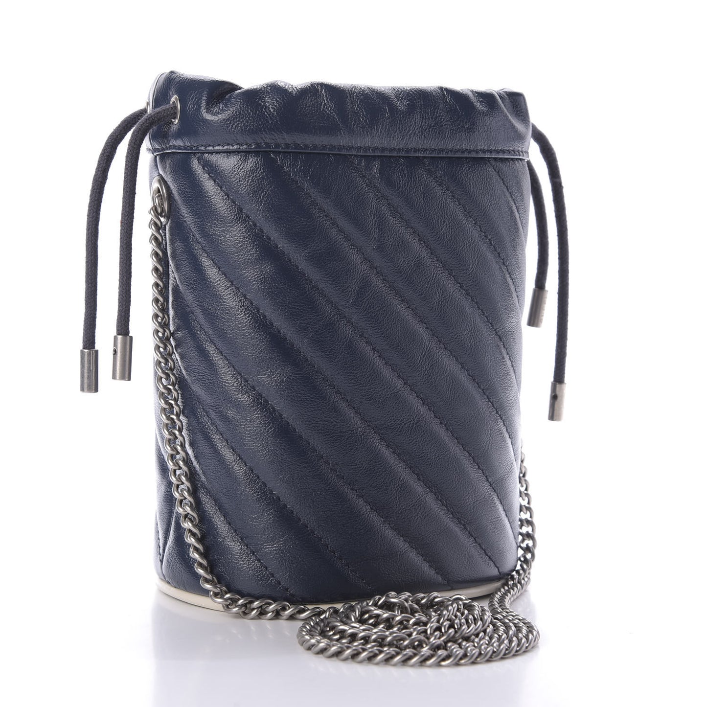 Vintage Effect Calfskin Matelasse Diagonal Mini Torchon GG Marmont 2.0 Bucket Bag Blue Agata Mystic White
